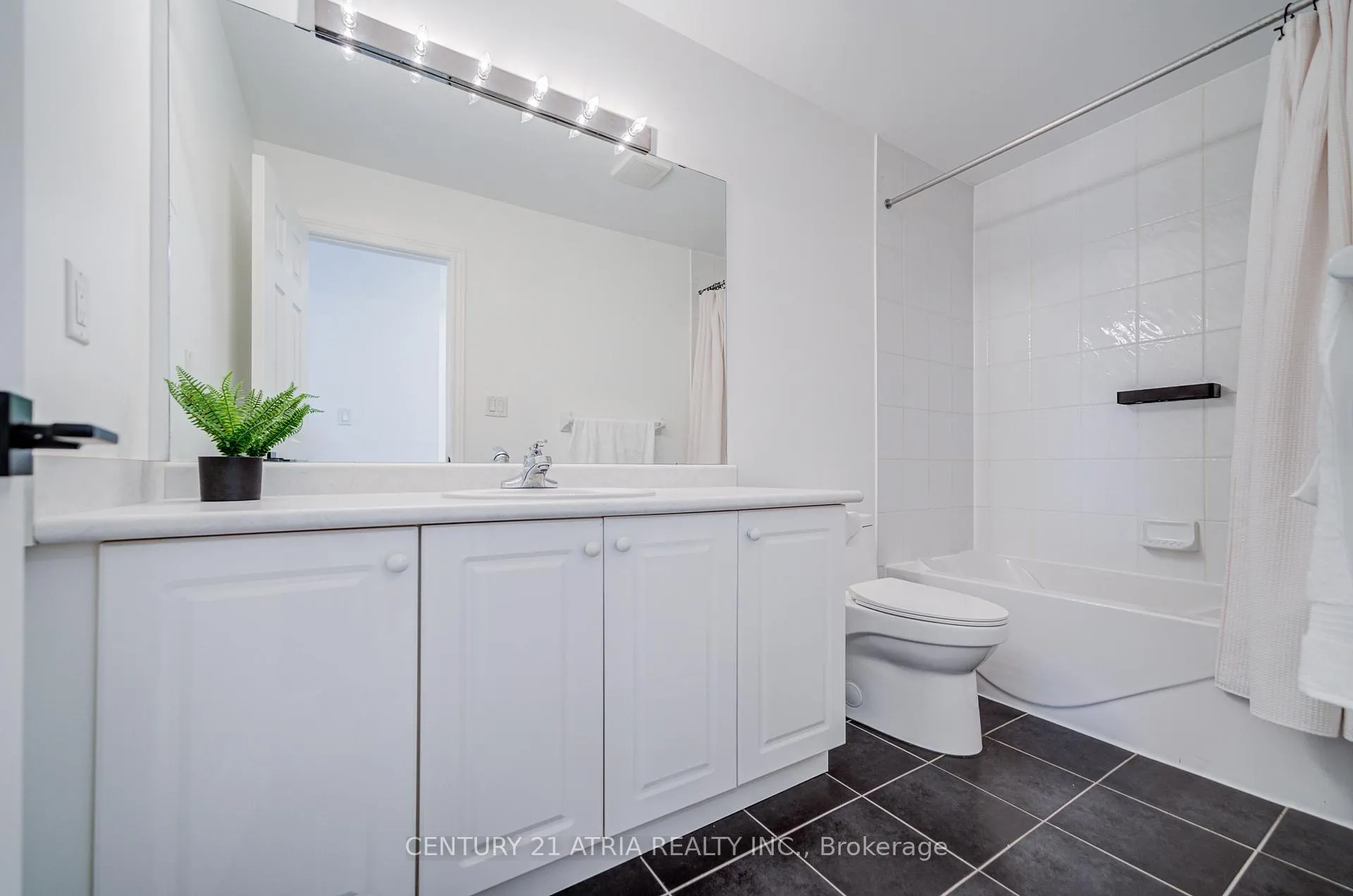 Photo 35 of 15 Asner Avenue, Vaughan, Patterson — HOMEH