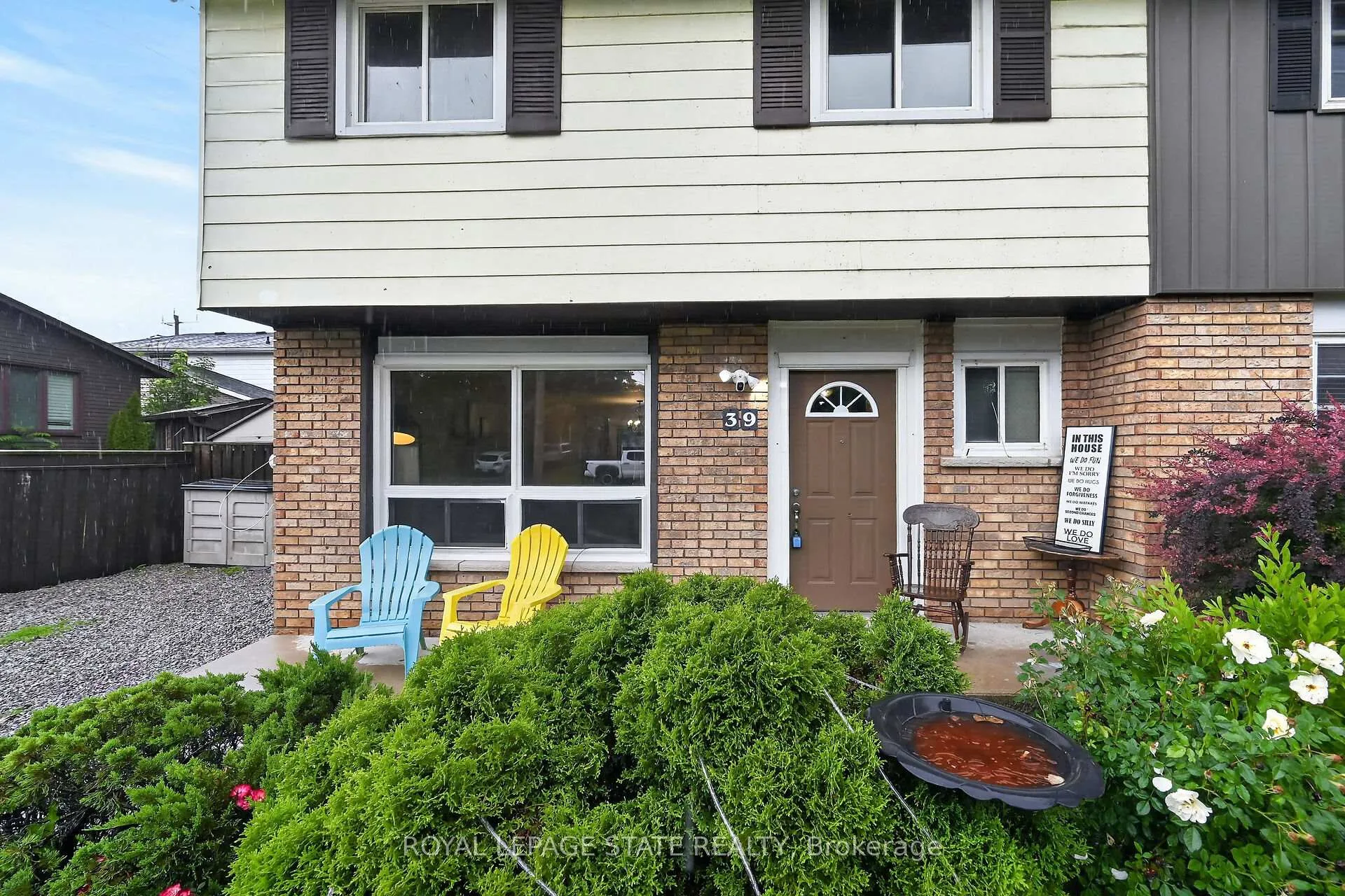 Photo 4 of 39 Dundee Drive, Haldimand — HOMEH