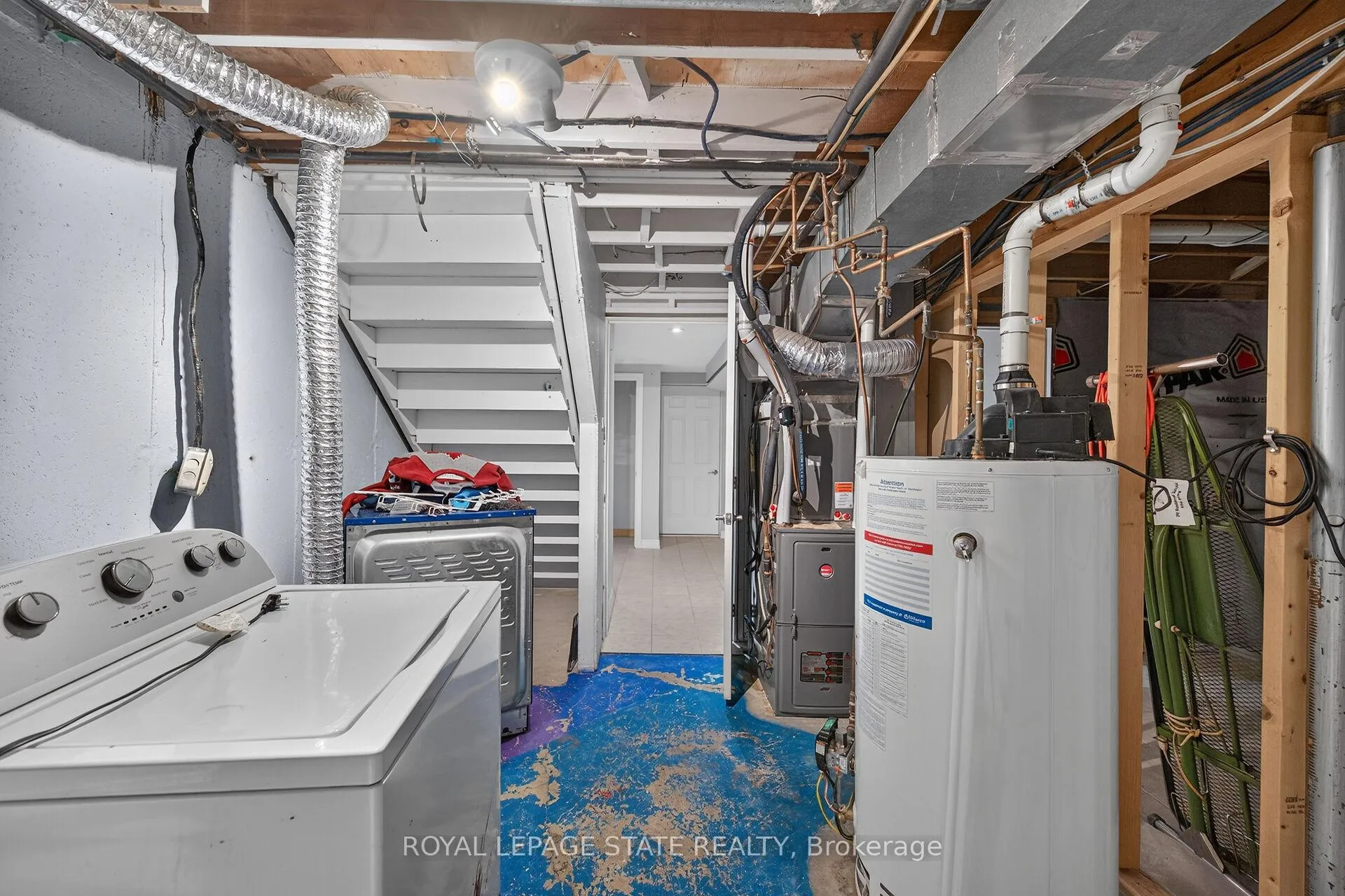 Photo 32 of 39 Dundee Drive, Haldimand — HOMEH