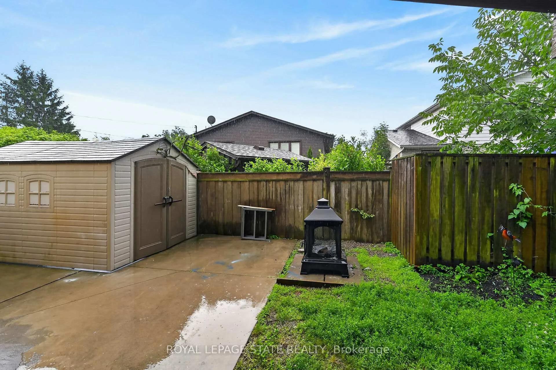 Photo 33 of 39 Dundee Drive, Haldimand — HOMEH