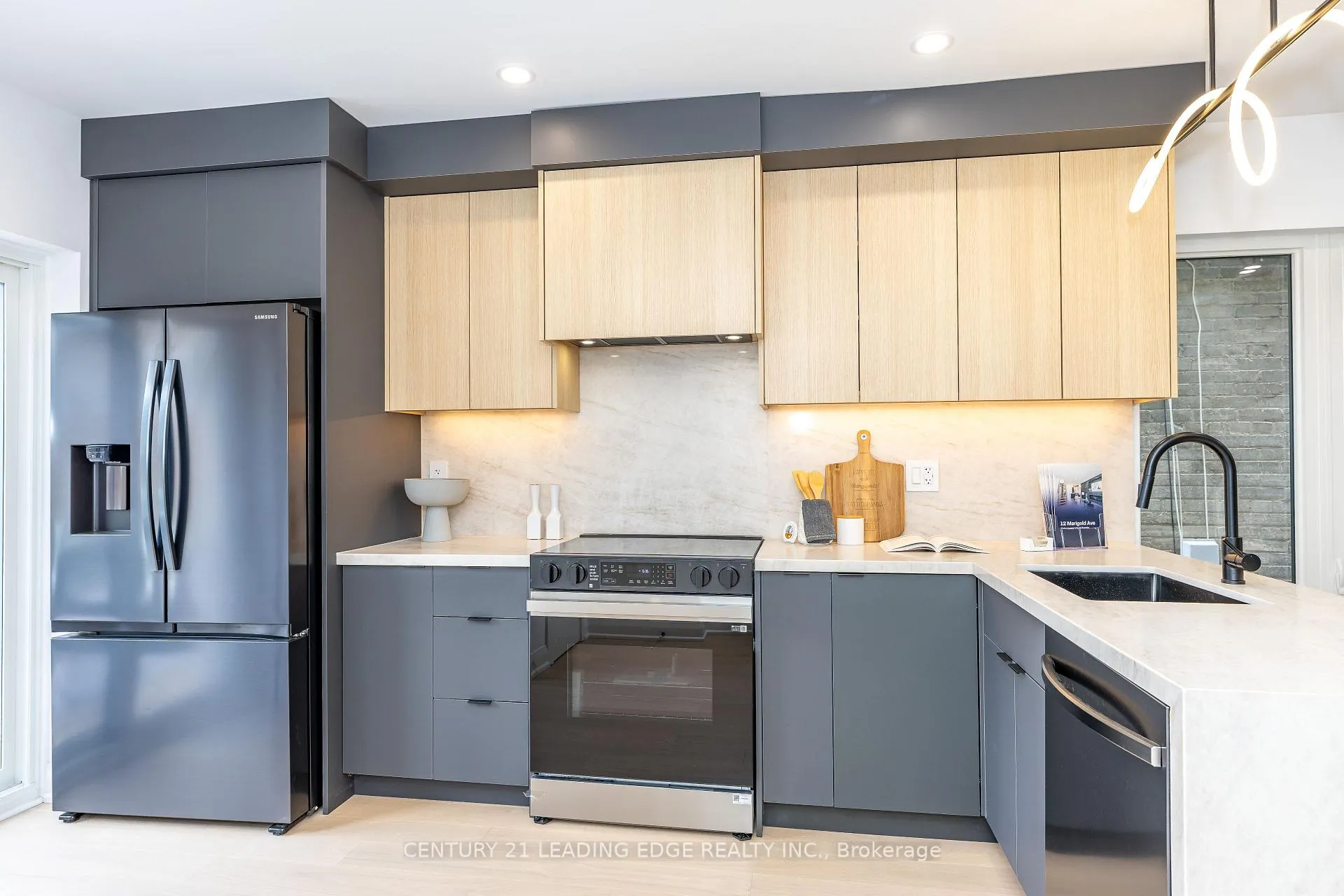 Photo 10 of 12 Marigold Avenue, Toronto, South Riverdale — HOMEH