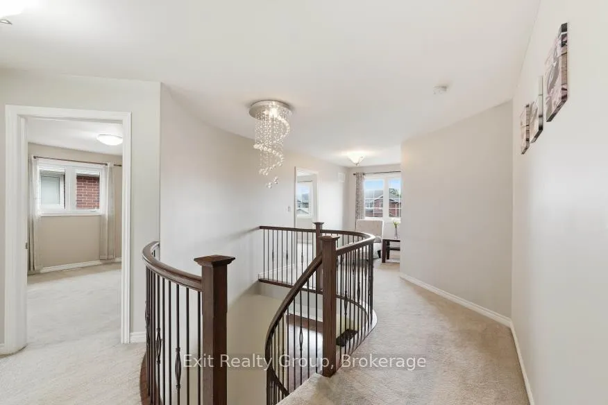 Photo 18 of 29 Gale Crescent, Belleville, Thurlow Ward — HOMEH