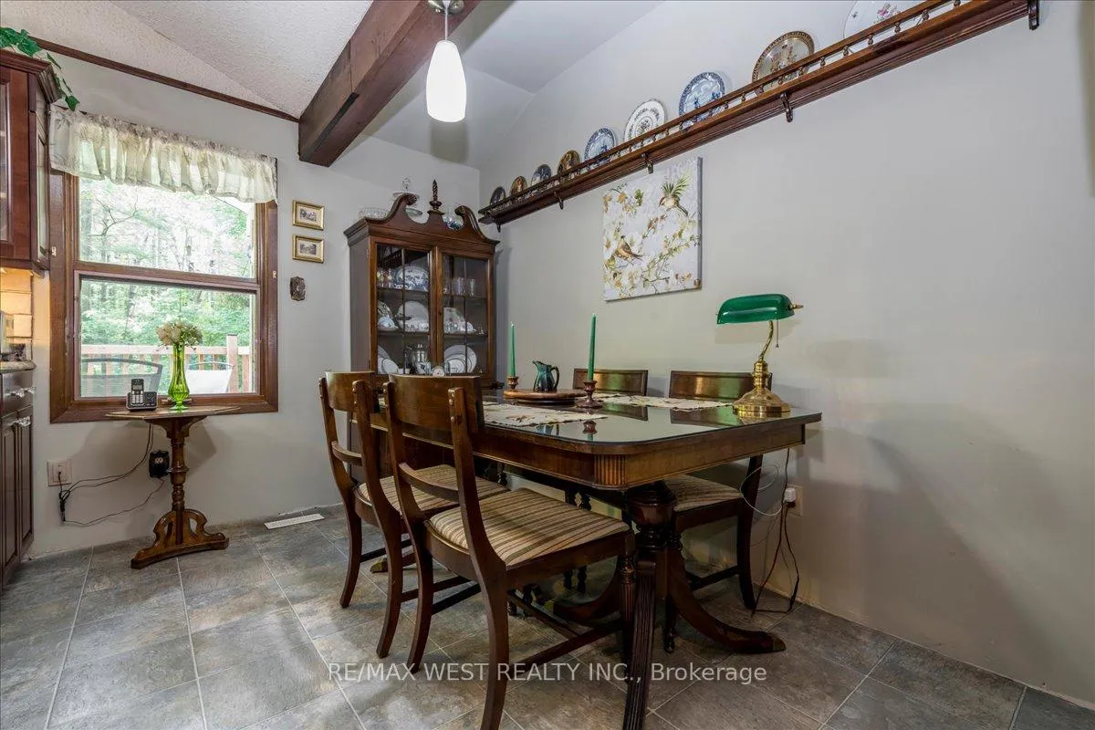 Photo 8 of 189 Park Road, Tiny, Rural Tiny — HOMEH