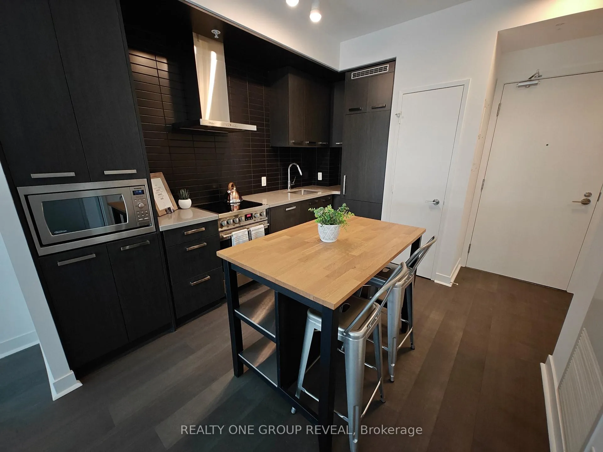 Photo 3 of Unit 213S, 455 Front Street E, Toronto, Waterfront Communities — HOMEH
