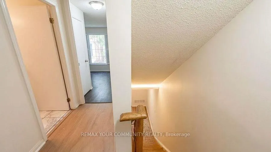 Photo 4 of Unit 515, 3 Everson Drive, North York, Willowdale East — HOMEH