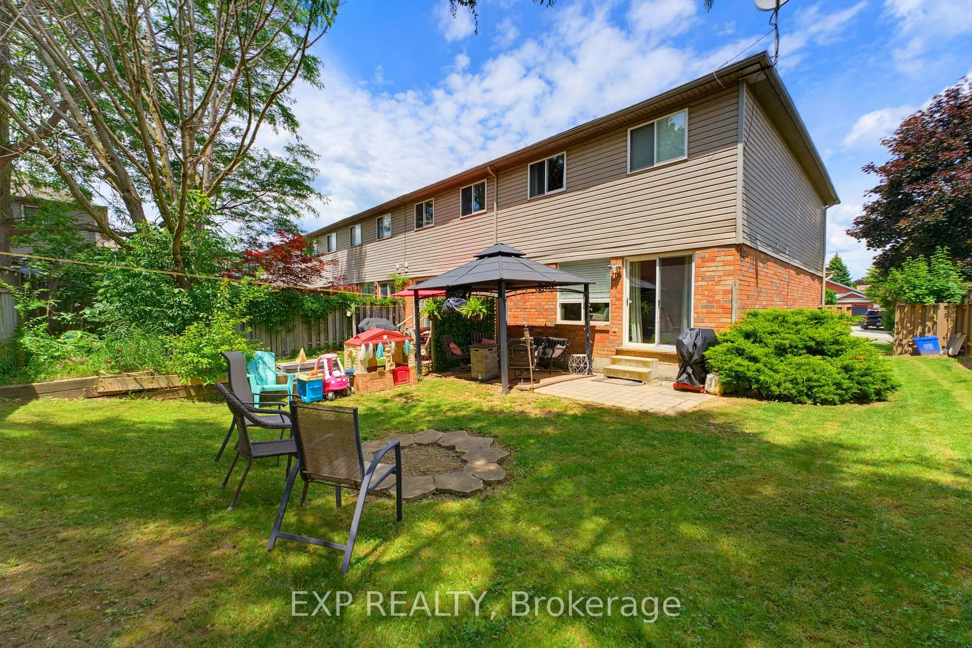 Photo 23 of Unit 28, 10 Cadham Boulevard, Hamilton, Broughton — HOMEH