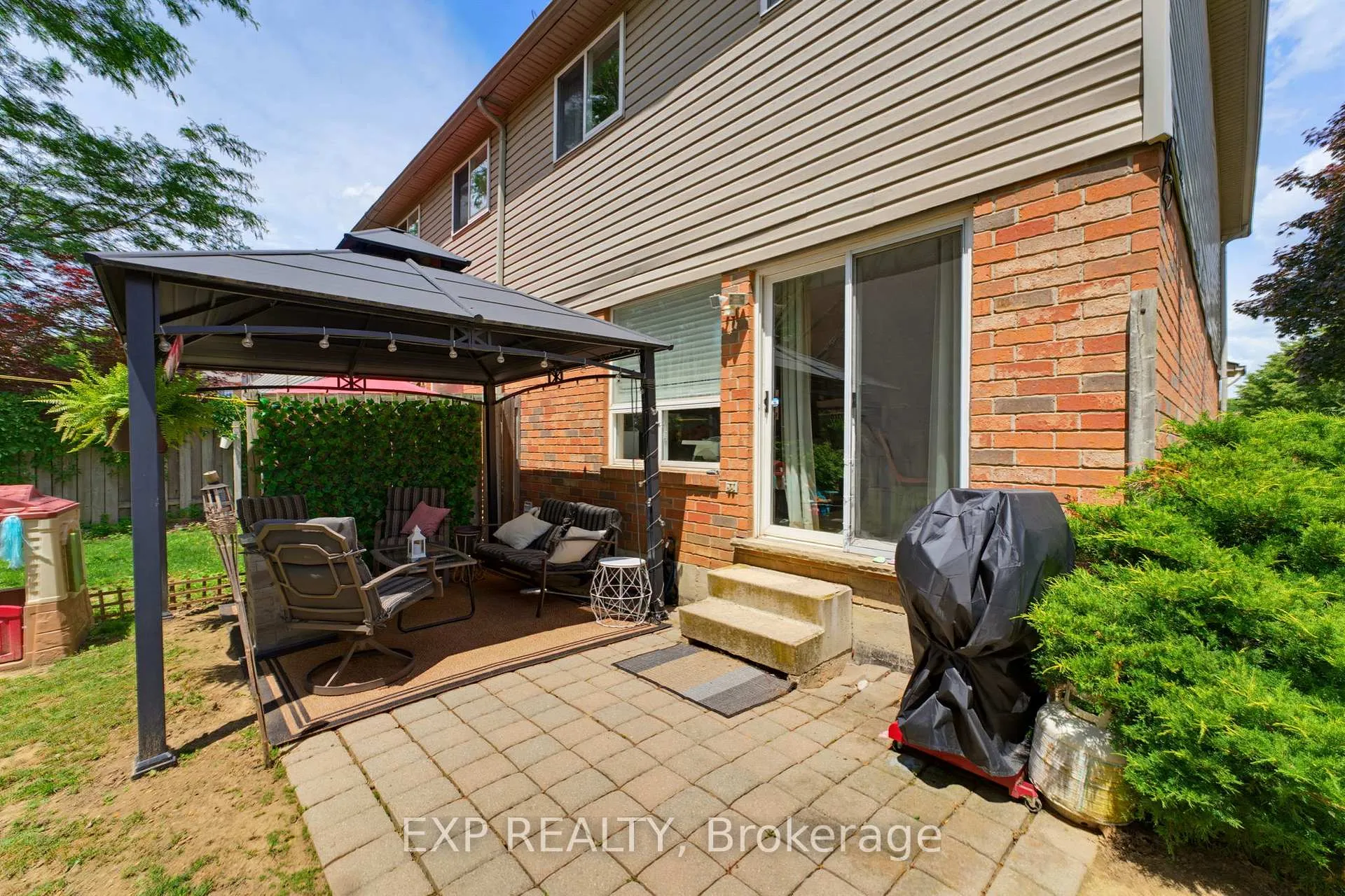 Photo 25 of Unit 28, 10 Cadham Boulevard, Hamilton, Broughton — HOMEH