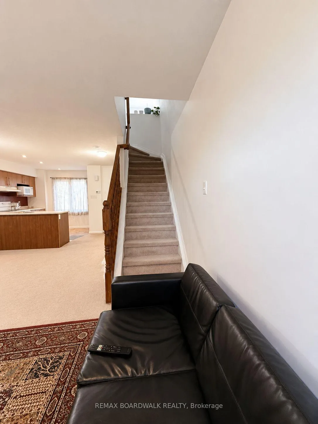 Photo 8 of 727 Sanibel Private, Ottawa, Westcliffe Estates — HOMEH