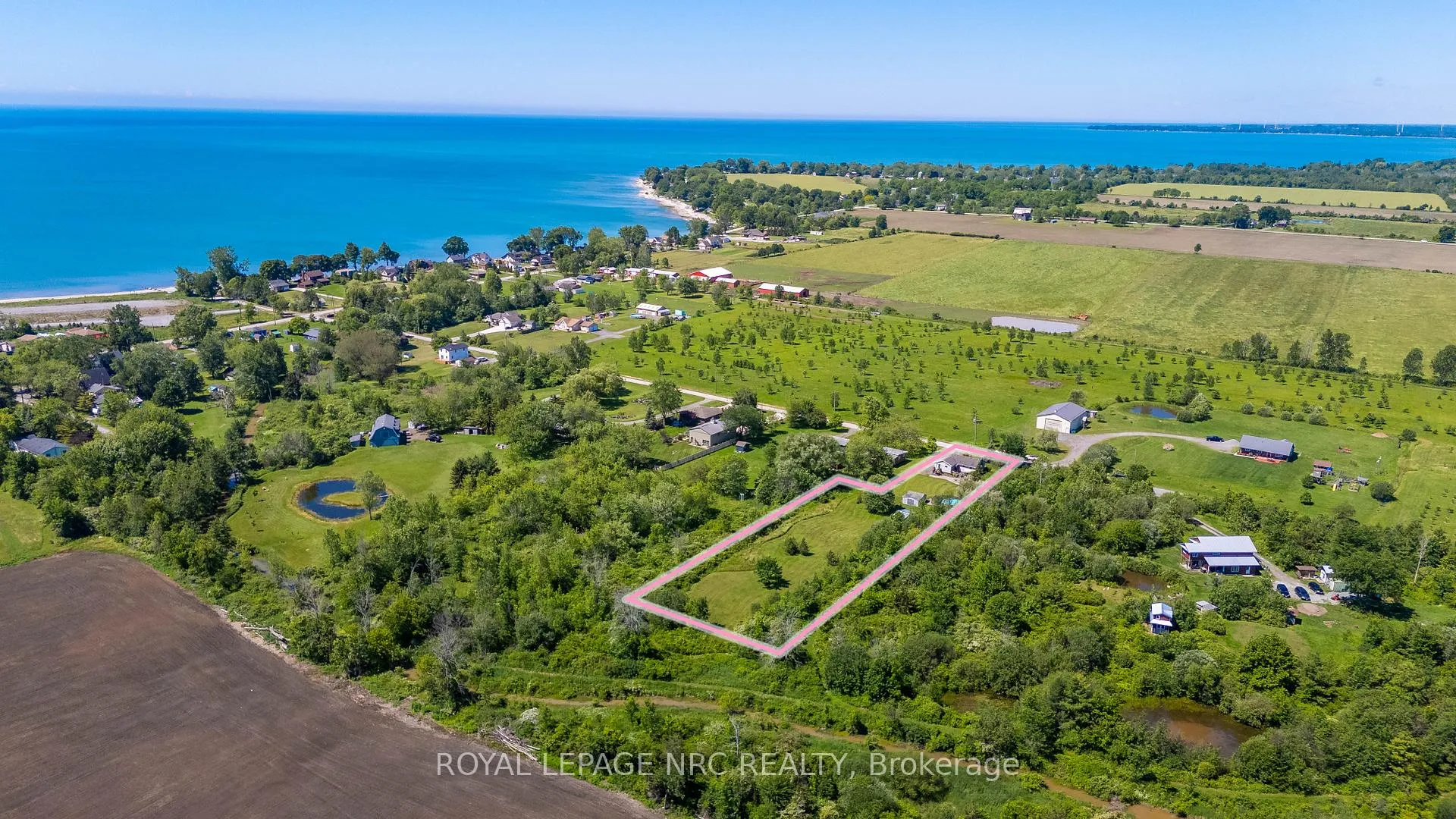 Photo 2 of 11821 Sideroad 18 Road, Wainfleet, Lakeshore — HOMEH