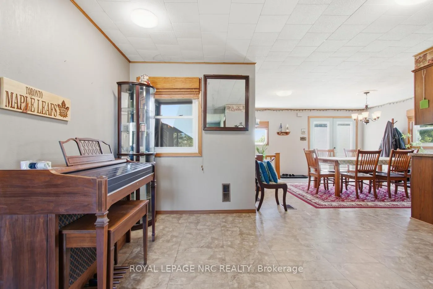 Photo 17 of 11821 Sideroad 18 Road, Wainfleet, Lakeshore — HOMEH
