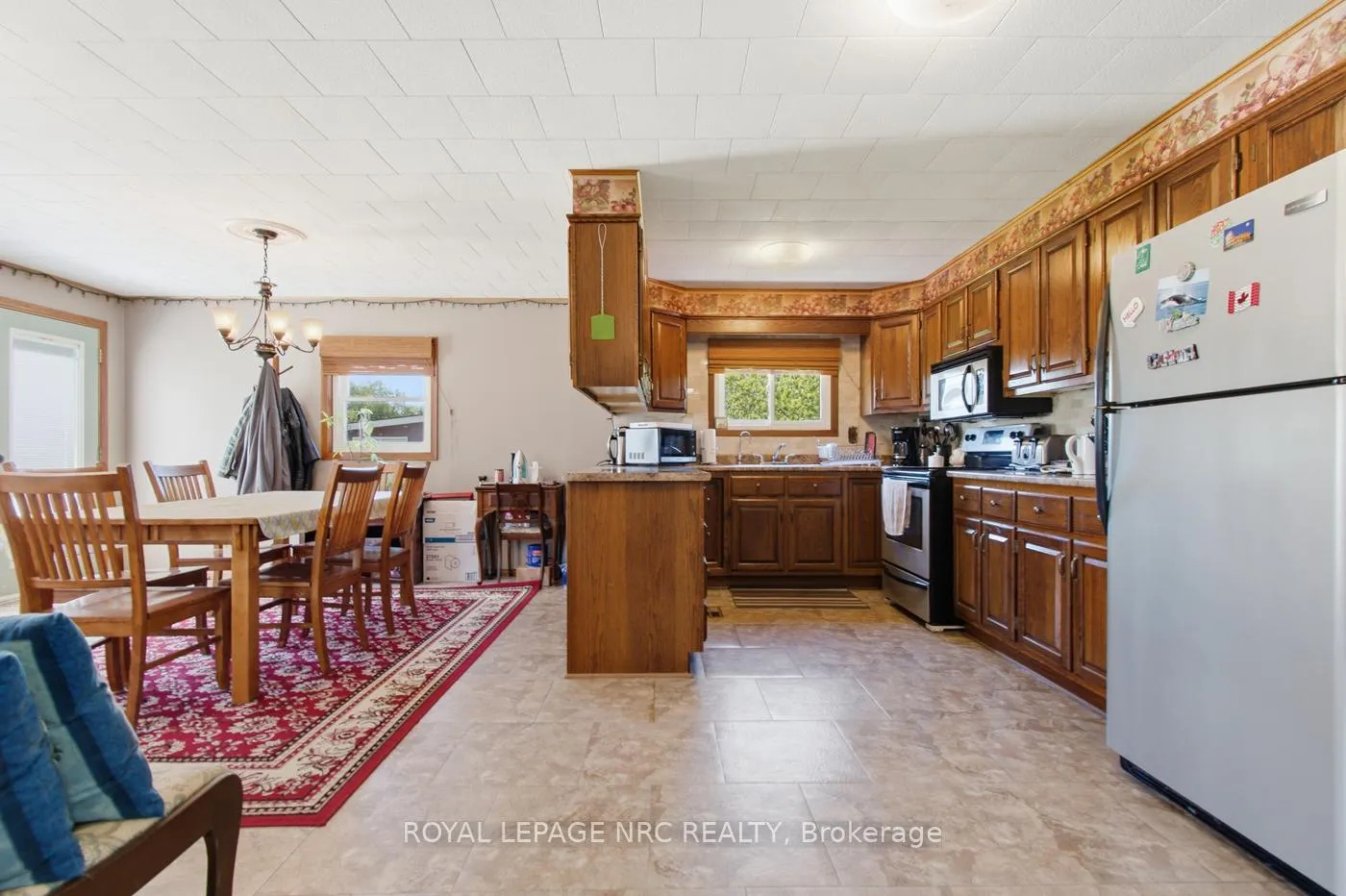 Photo 18 of 11821 Sideroad 18 Road, Wainfleet, Lakeshore — HOMEH