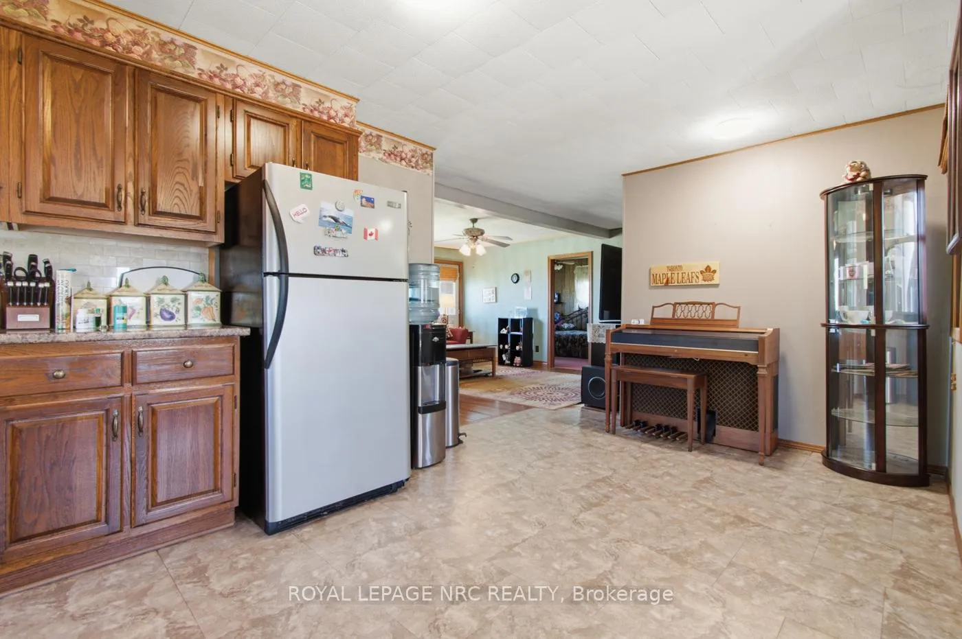 Photo 20 of 11821 Sideroad 18 Road, Wainfleet, Lakeshore — HOMEH