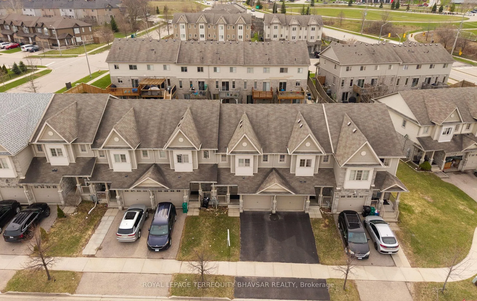 Photo 3 of 509 Northbrook Place, Kitchener, Brigadoon — HOMEH