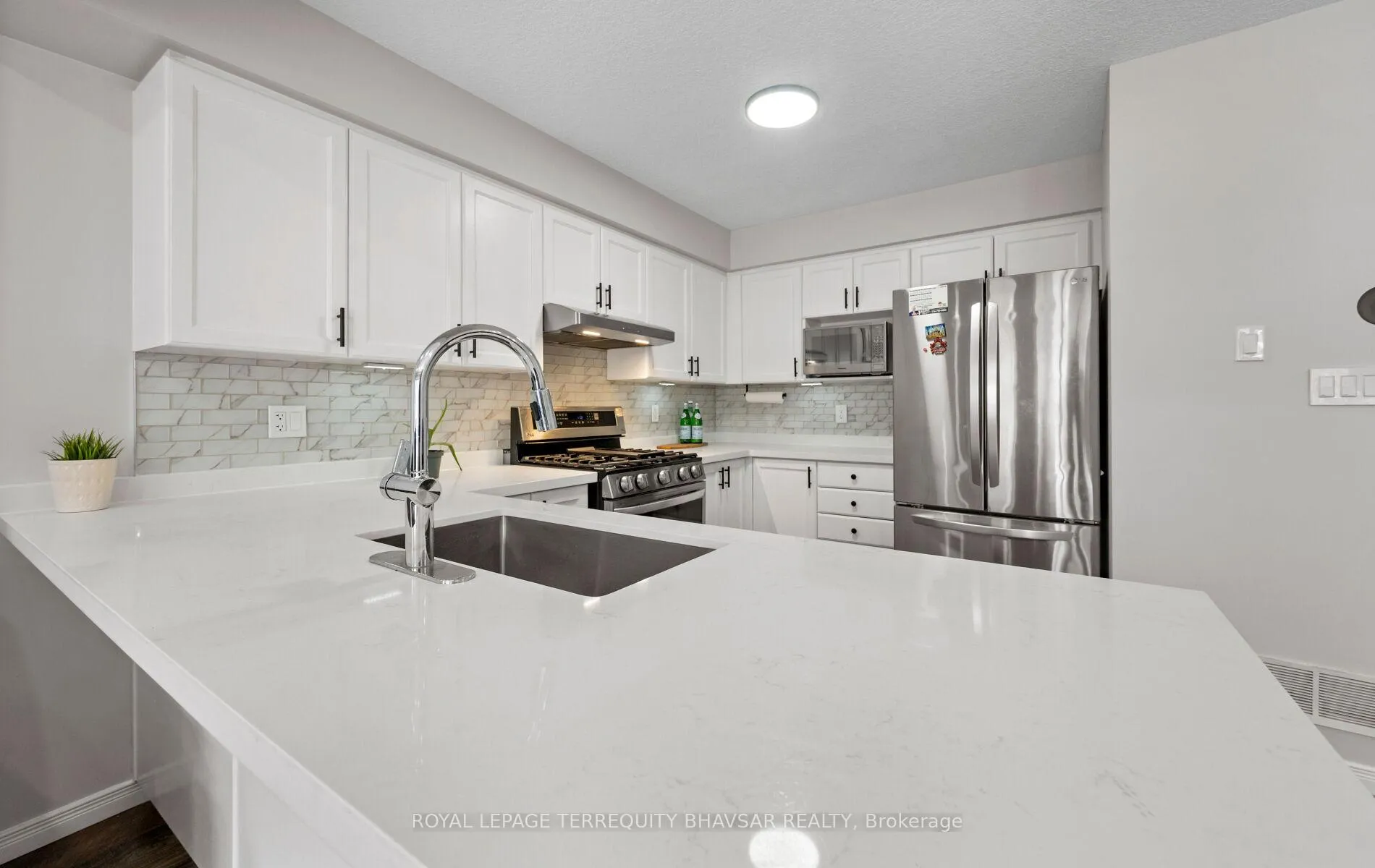 Photo 18 of 509 Northbrook Place, Kitchener, Brigadoon — HOMEH