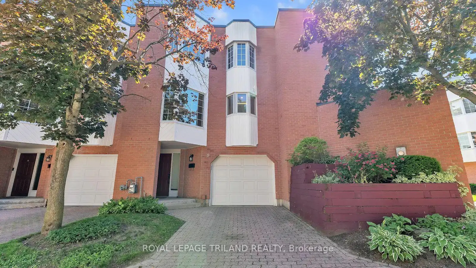 Front of Unit 9, 703 Windermere Road