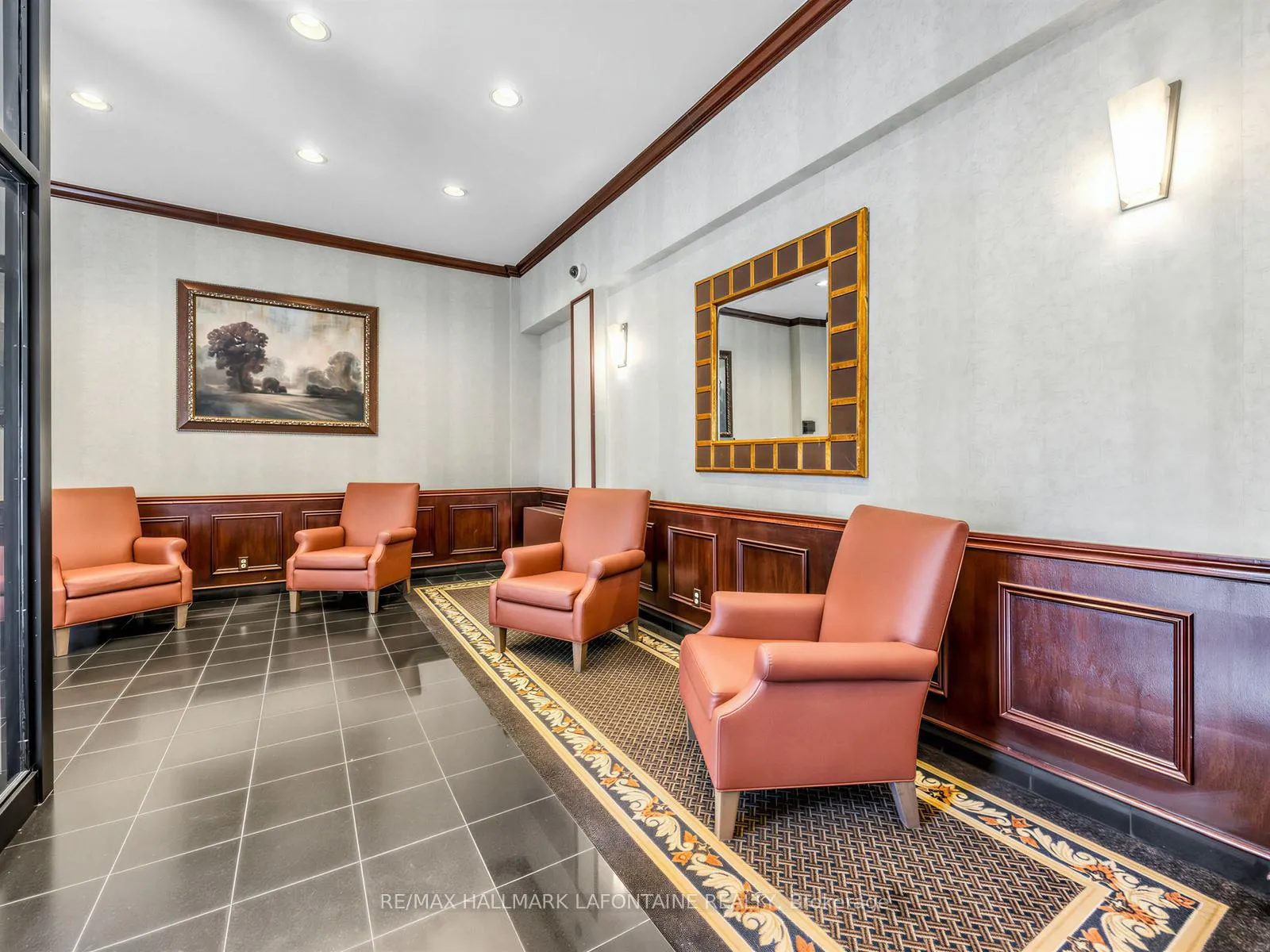 Photo 3 of Unit 504, 88 Charles Street E, Toronto, Church-Yonge Corridor — HOMEH