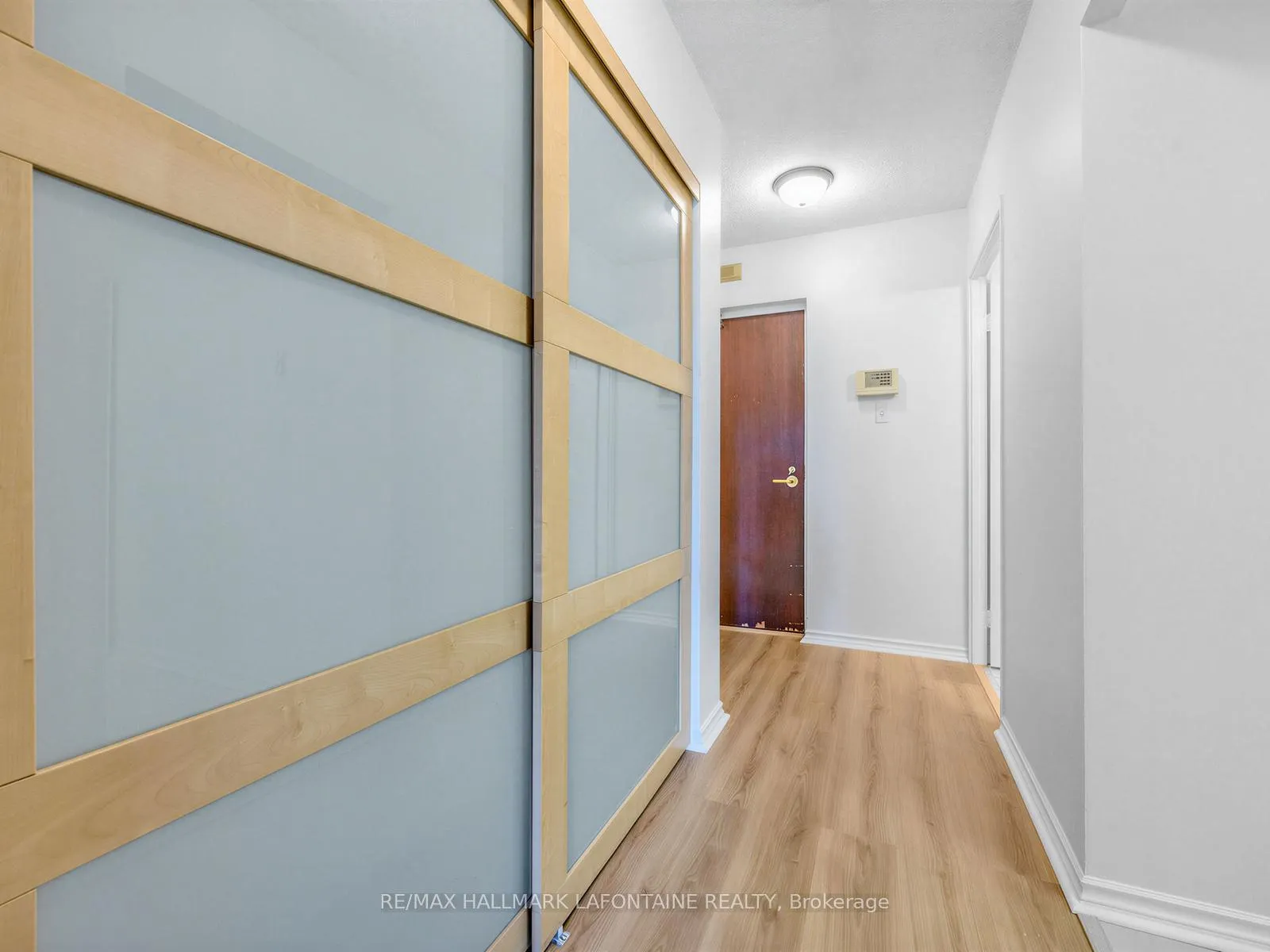 Photo 6 of Unit 504, 88 Charles Street E, Toronto, Church-Yonge Corridor — HOMEH