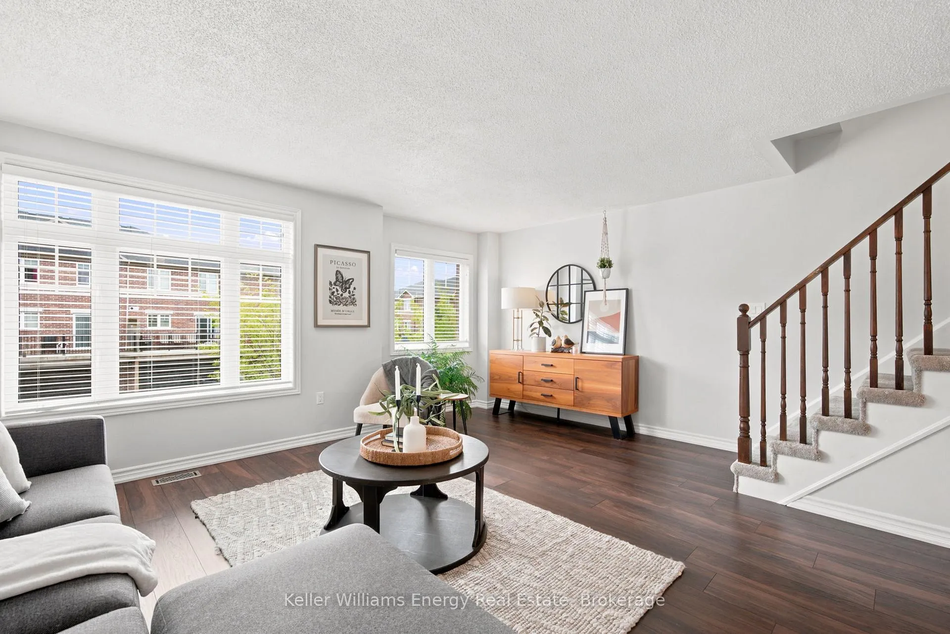 Photo 13 of 24 Katerson Lane, Clarington, Courtice — HOMEH