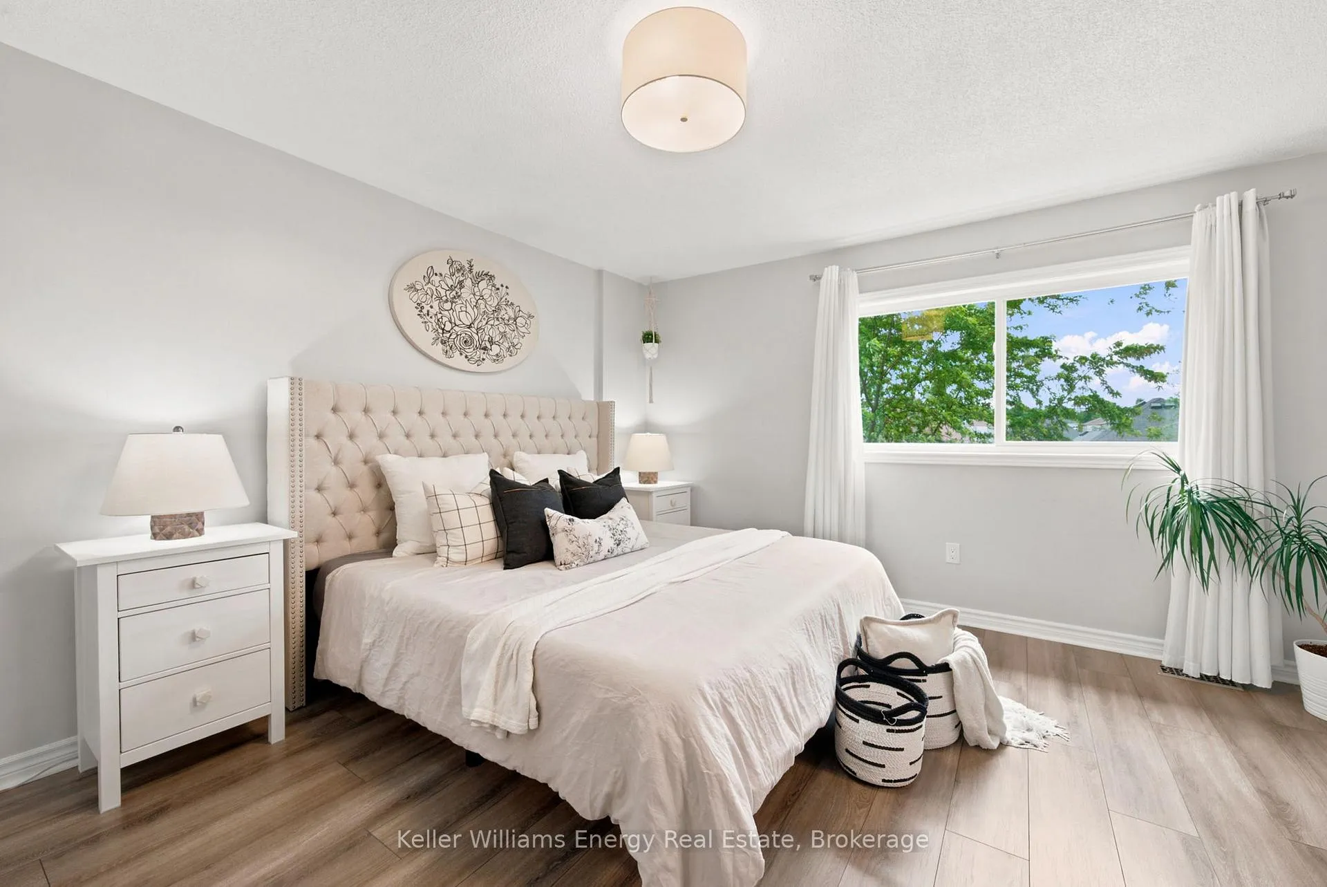 Photo 16 of 24 Katerson Lane, Clarington, Courtice — HOMEH