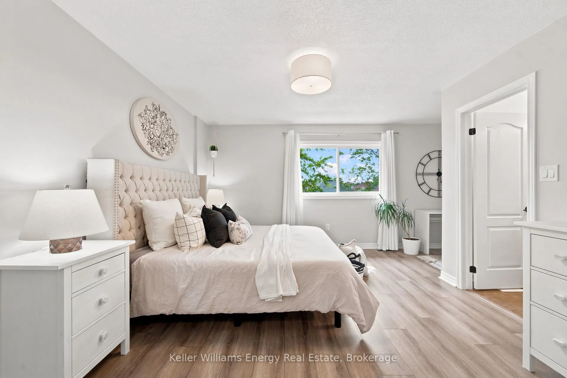 Photo 17 of 24 Katerson Lane, Clarington, Courtice — HOMEH
