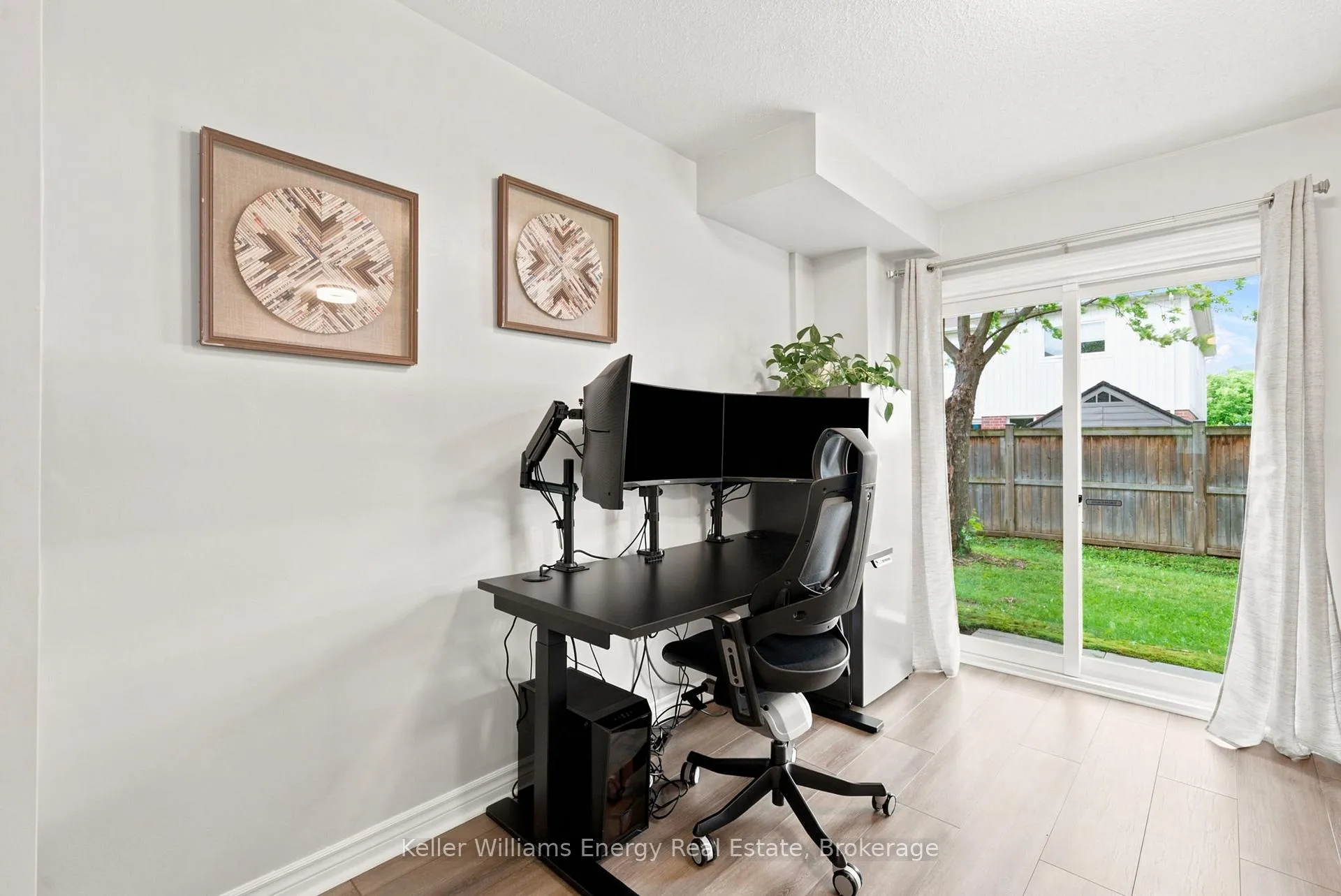 Photo 33 of 24 Katerson Lane, Clarington, Courtice — HOMEH