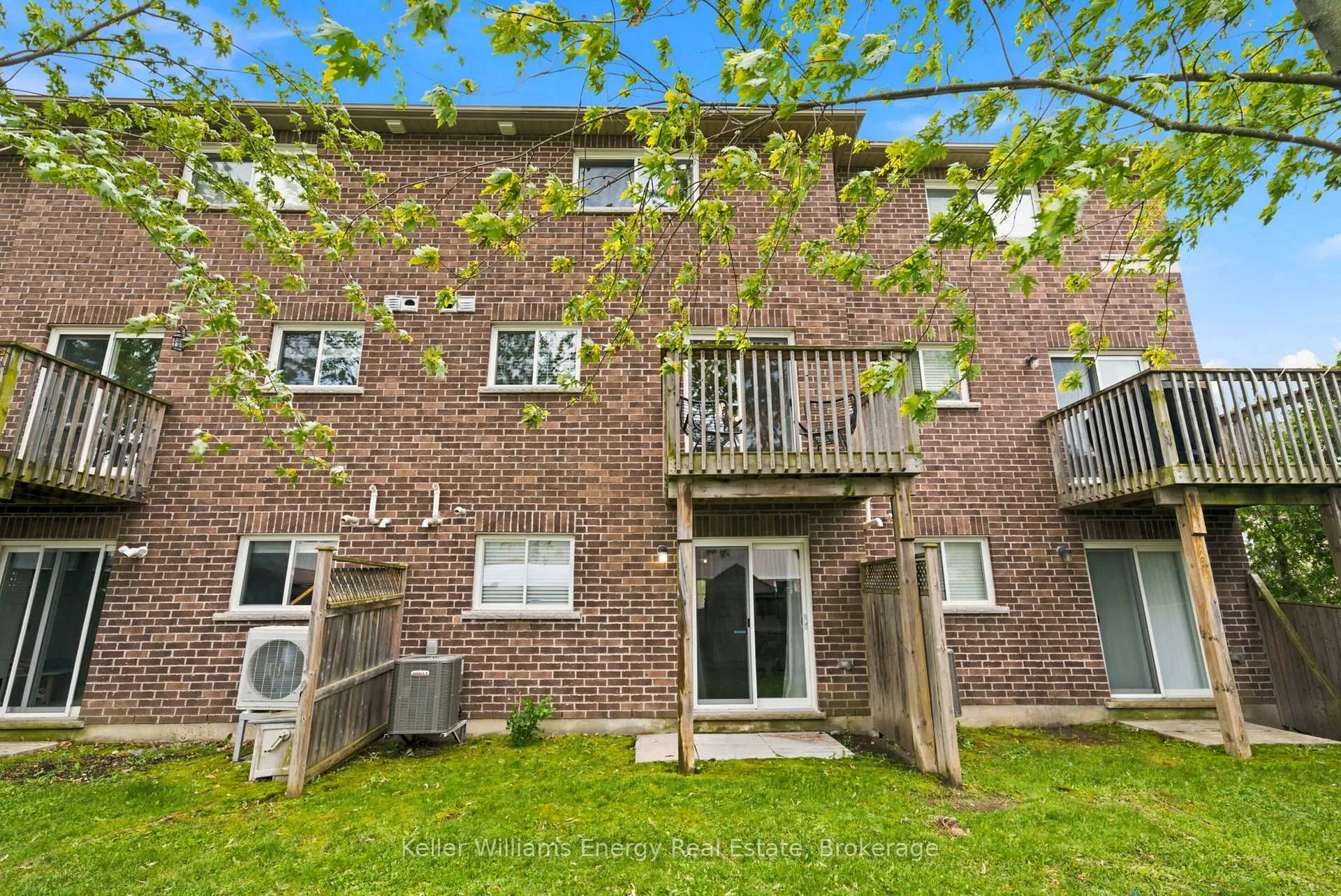Photo 34 of 24 Katerson Lane, Clarington, Courtice — HOMEH