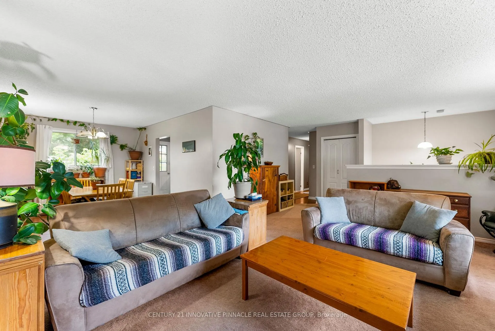 Photo 13 of 594 Herbert Street E, Pembroke, Pembroke — HOMEH