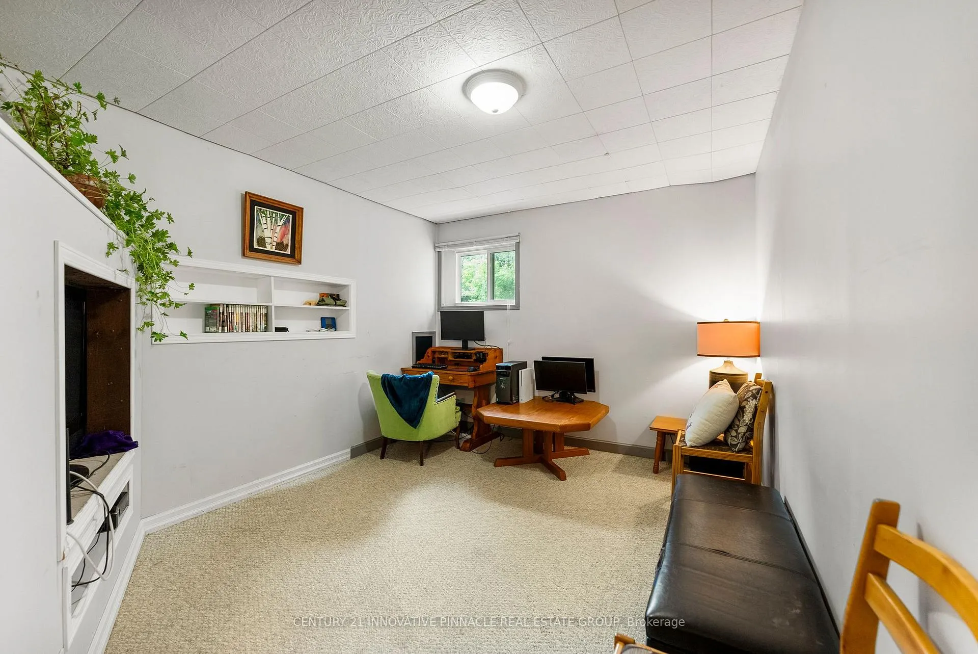 Photo 19 of 594 Herbert Street E, Pembroke, Pembroke — HOMEH