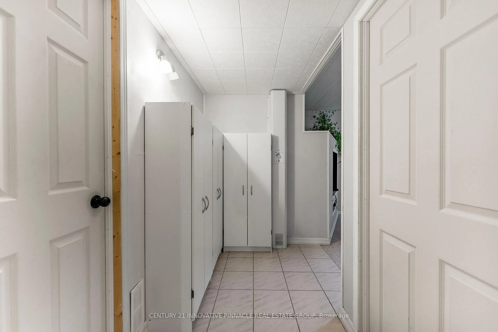 Photo 21 of 594 Herbert Street E, Pembroke, Pembroke — HOMEH