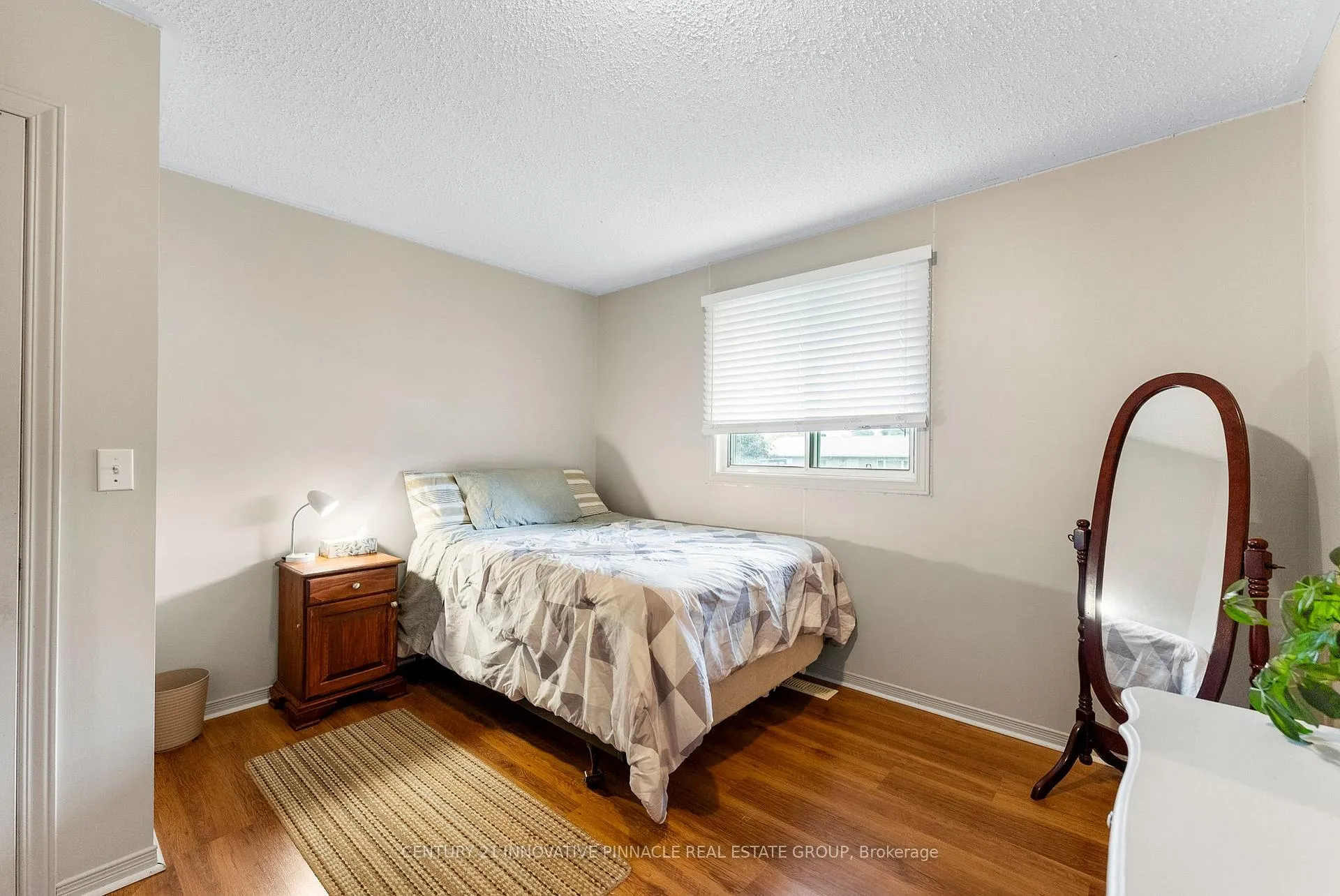 Photo 27 of 594 Herbert Street E, Pembroke, Pembroke — HOMEH