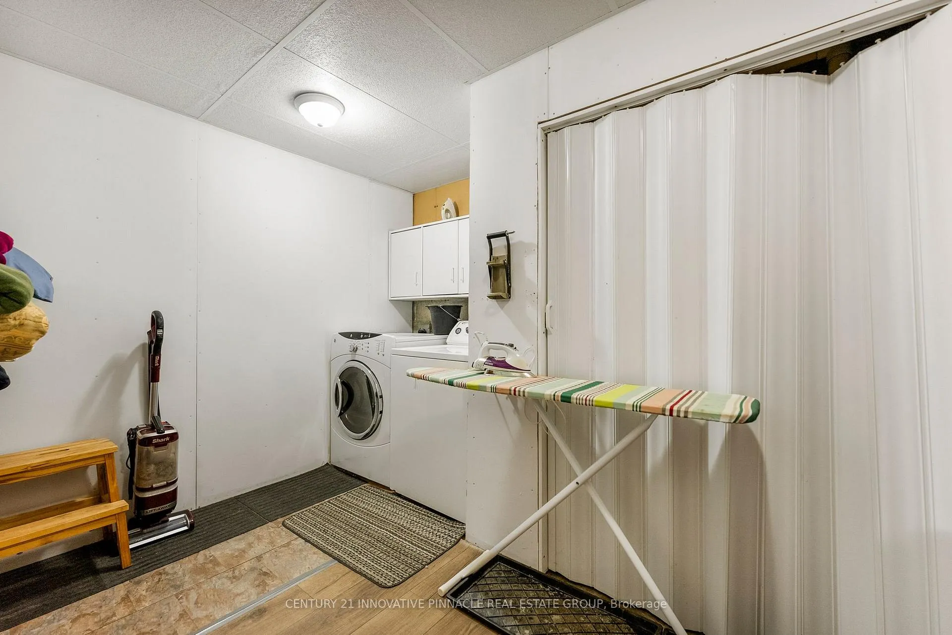 Photo 32 of 594 Herbert Street E, Pembroke, Pembroke — HOMEH