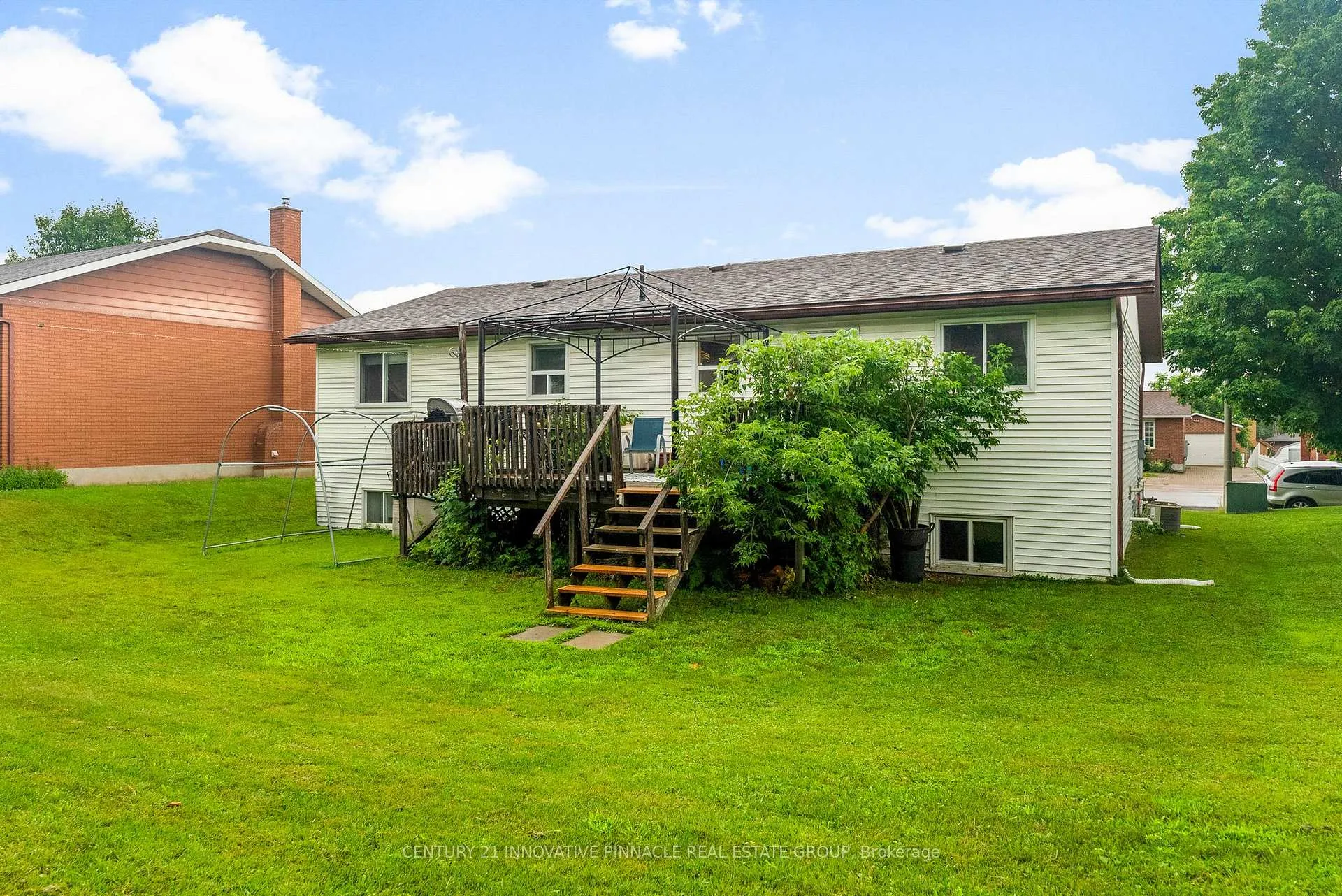 Photo 40 of 594 Herbert Street E, Pembroke, Pembroke — HOMEH