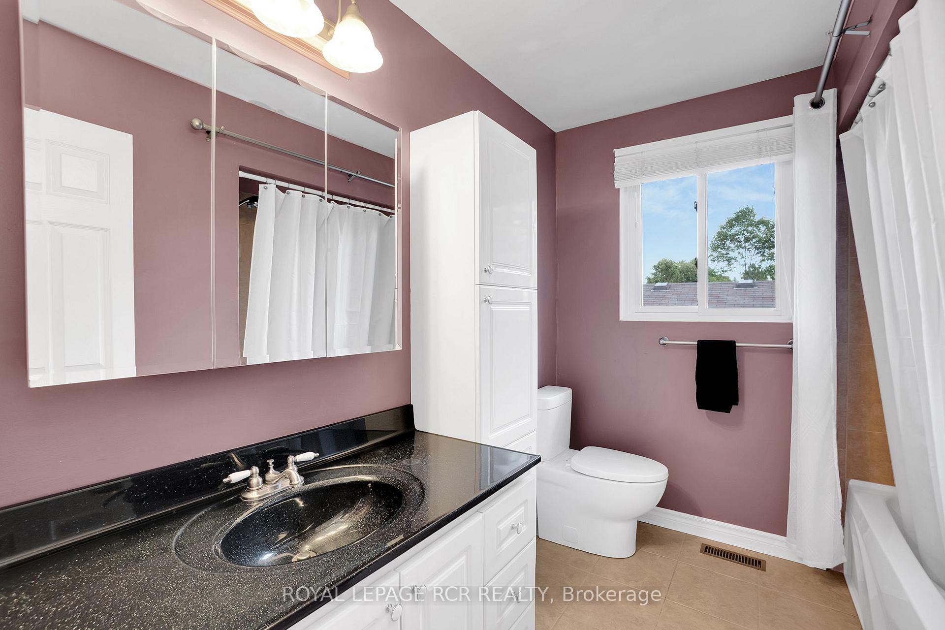 Photo 18 of 152 Albert Street, Caledon, Bolton East — HOMEH