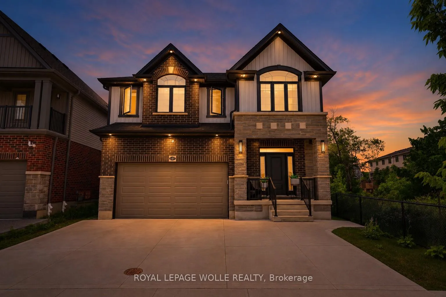 Photo 2 of 647 Blair Creek Drive, Kitchener, Doon South — HOMEH