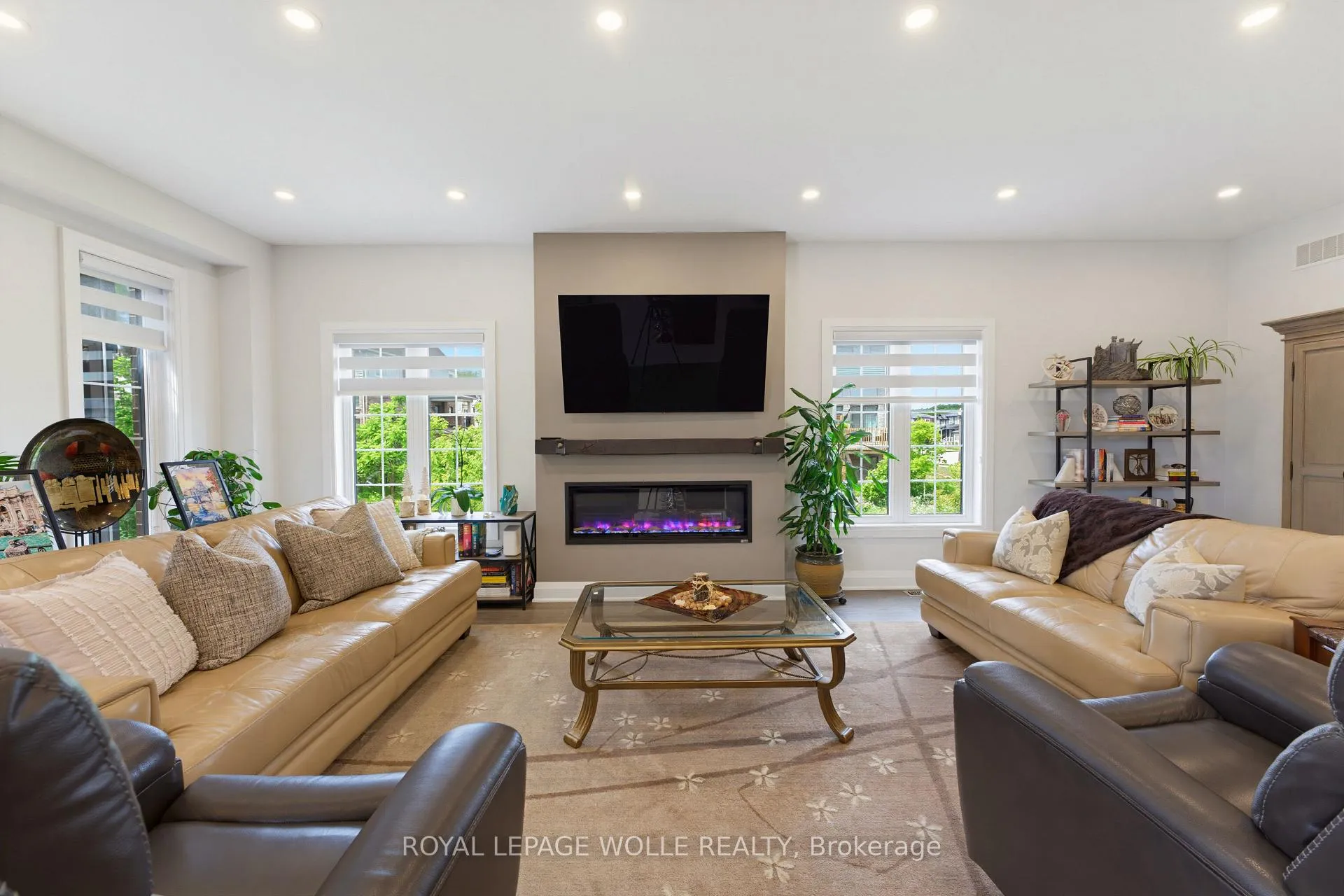 Photo 8 of 647 Blair Creek Drive, Kitchener, Doon South — HOMEH