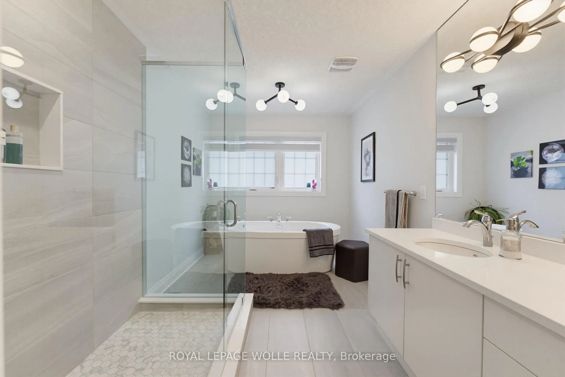 Photo 22 of 647 Blair Creek Drive, Kitchener, Doon South — HOMEH