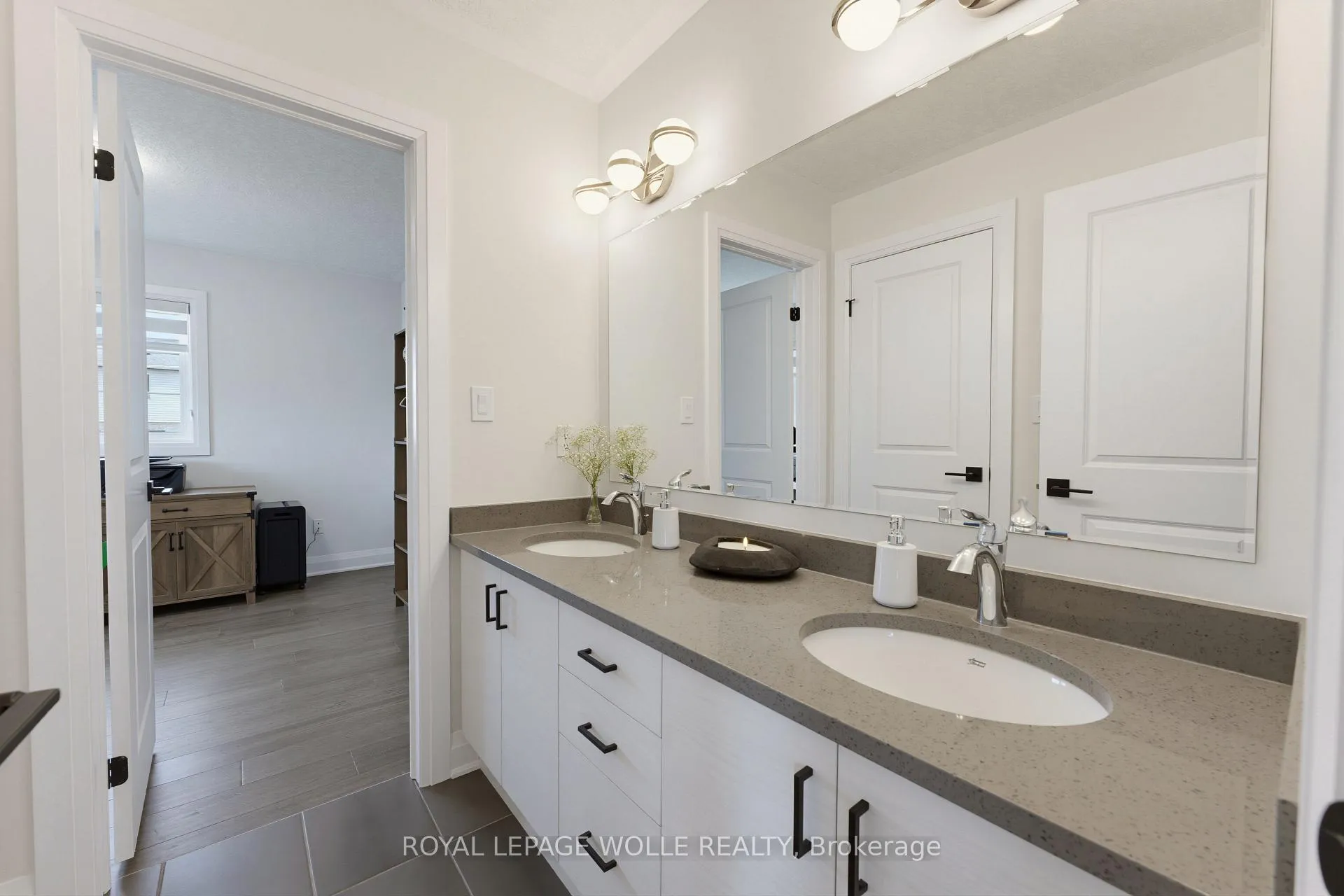 Photo 26 of 647 Blair Creek Drive, Kitchener, Doon South — HOMEH