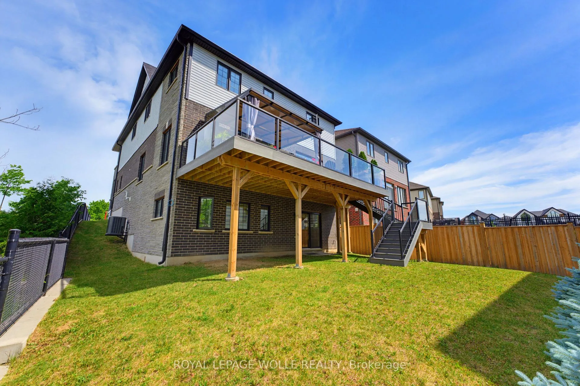Photo 41 of 647 Blair Creek Drive, Kitchener, Doon South — HOMEH