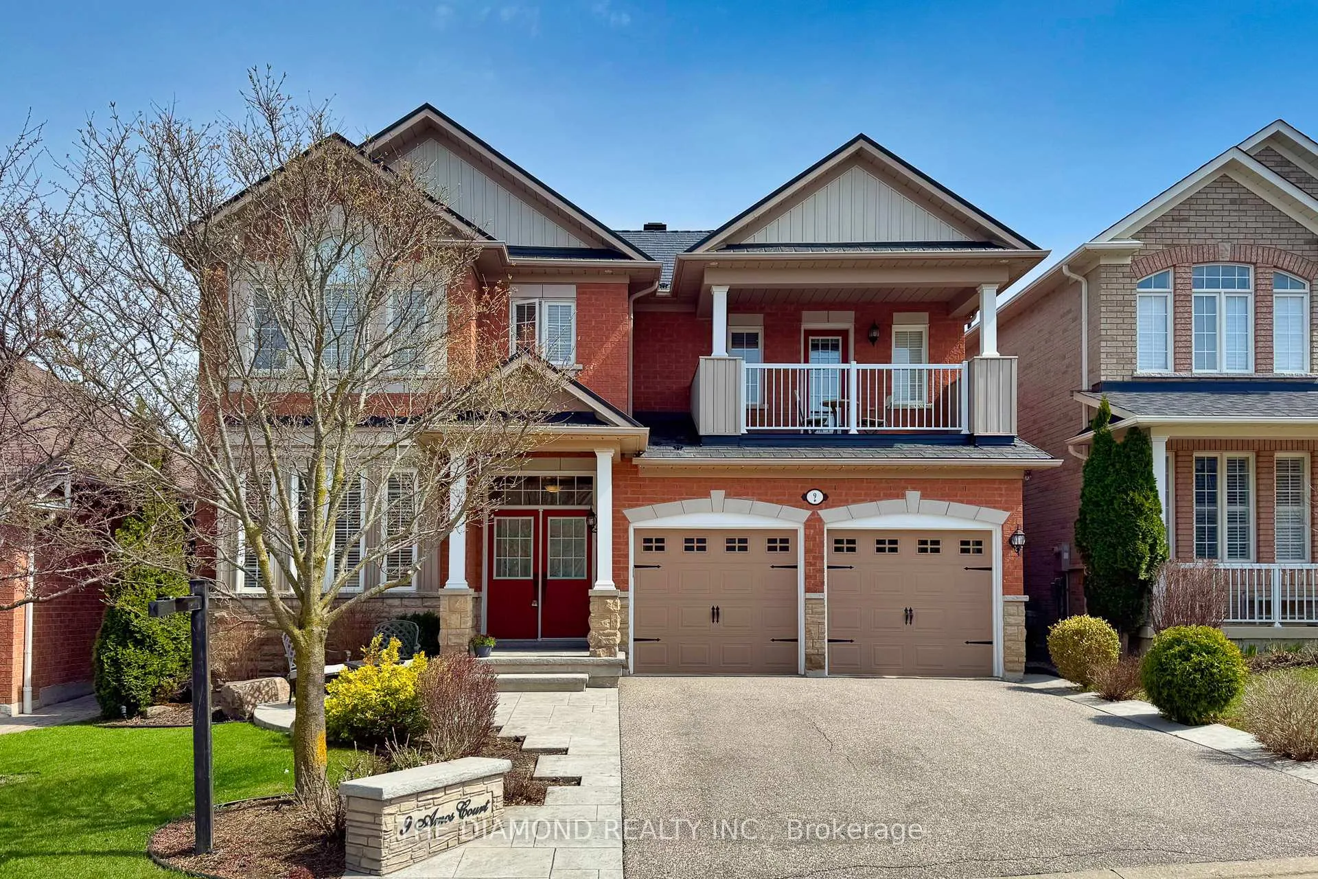 Photo 2 of 9 Amos Court, Markham, Greensborough — HOMEH