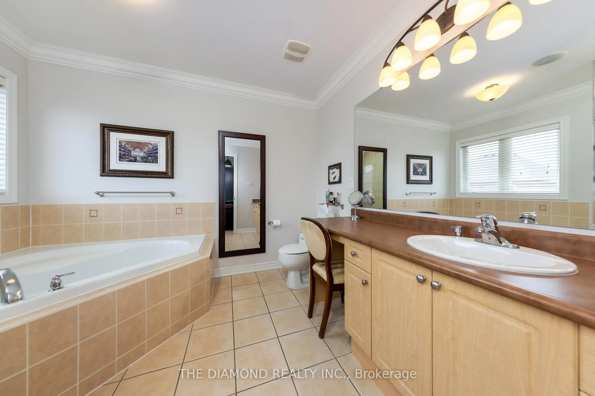 Photo 23 of 9 Amos Court, Markham, Greensborough — HOMEH
