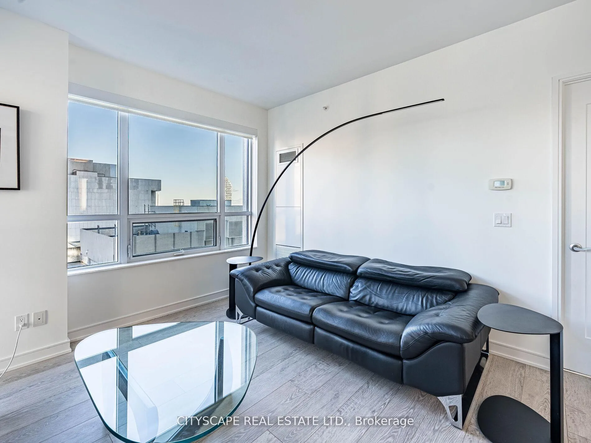Photo 16 of Unit 1605, 88 Scott Street, Toronto, Church-Yonge Corridor — HOMEH