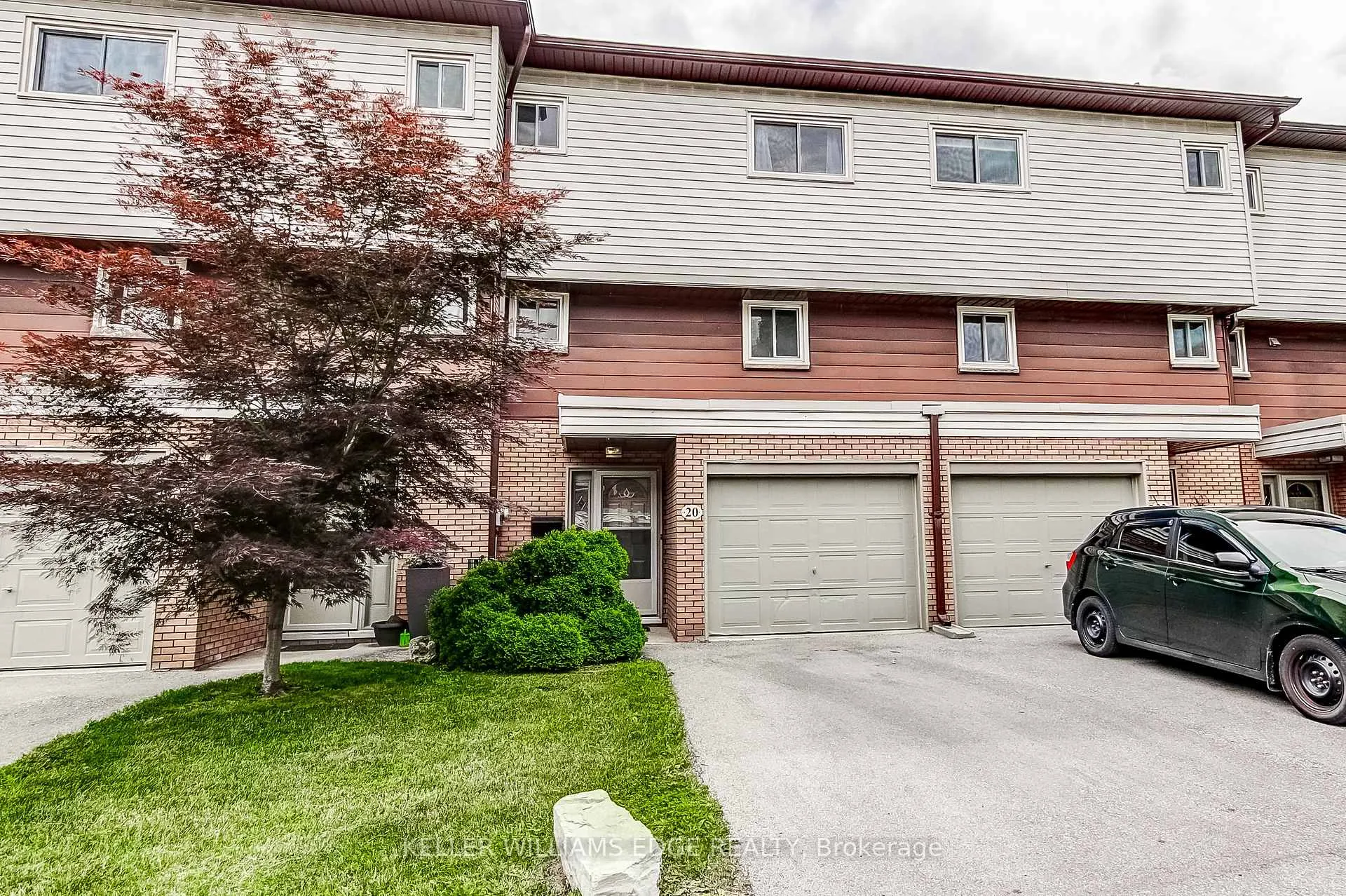 Photo 2 of Unit 20, 23 Watson's Lane, Hamilton, Dundas — HOMEH