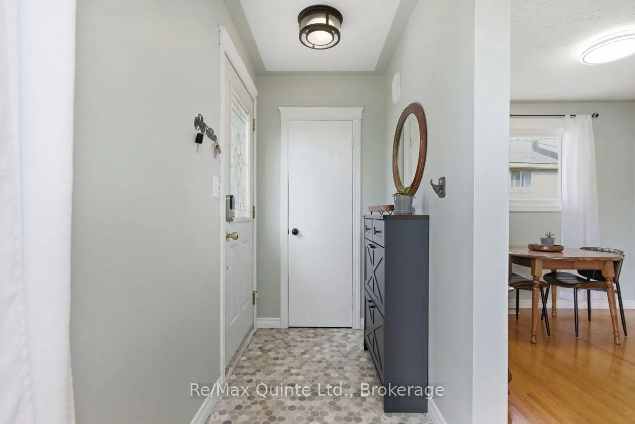 Photo 2 of 40 Mccann Street, Quinte West, Trenton Ward — HOMEH