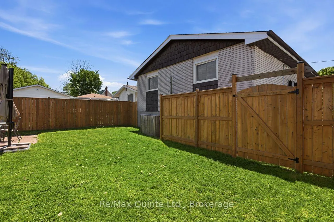 Photo 30 of 40 Mccann Street, Quinte West, Trenton Ward — HOMEH