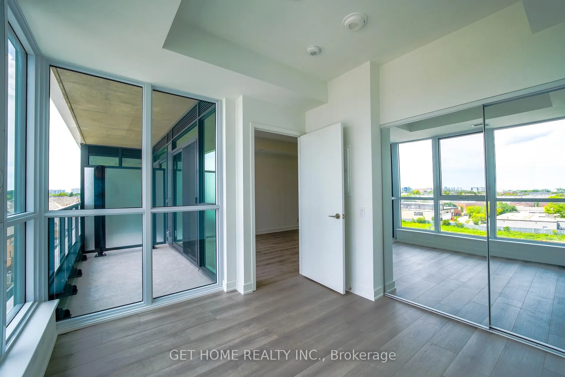Photo 9 of Unit 528, 20 Deans Drive, Scarborough, Clairlea-Birchmount — HOMEH