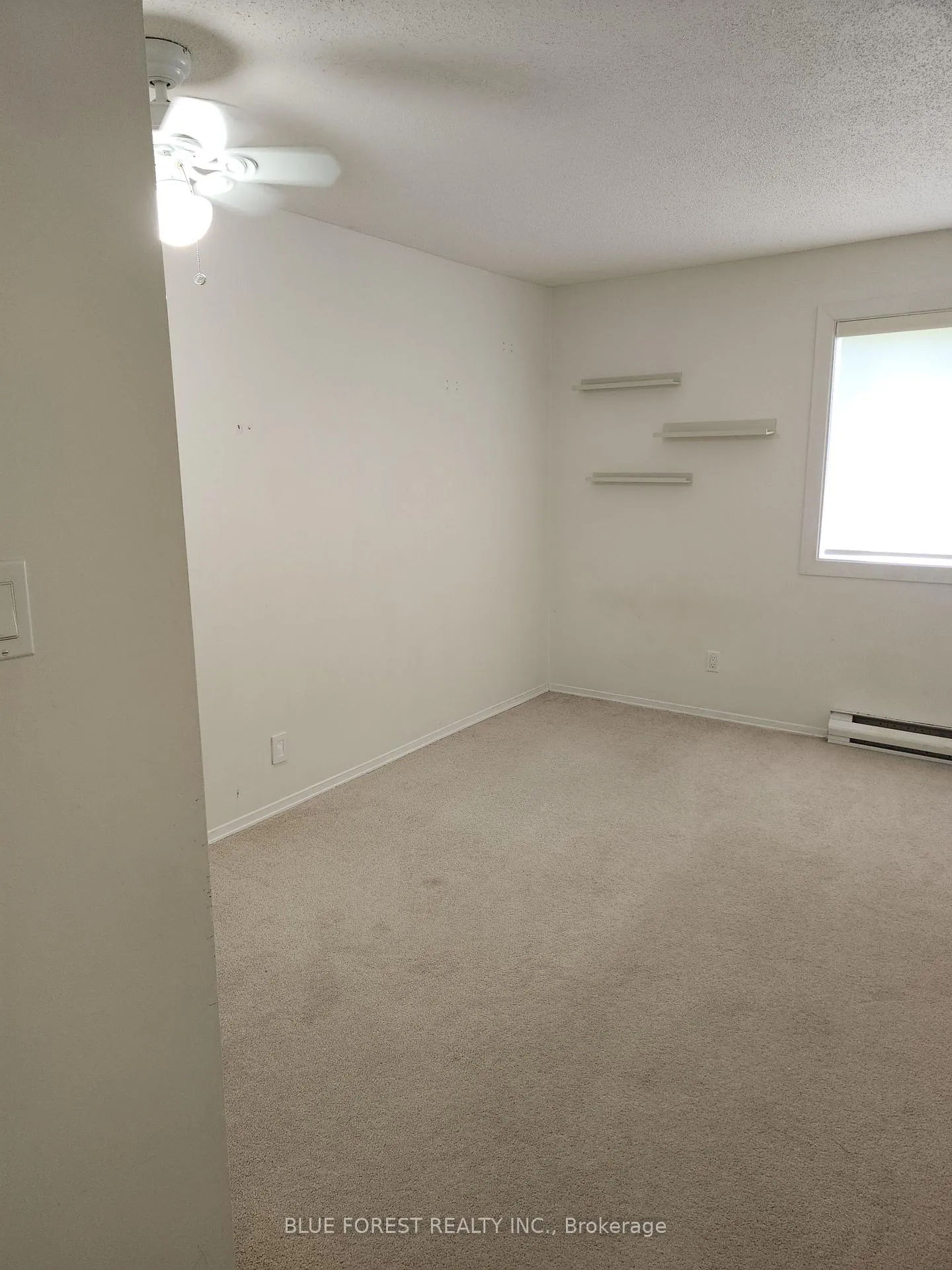 Photo 10 of Unit 210, 727 Deveron Crescent, London, South T — HOMEH