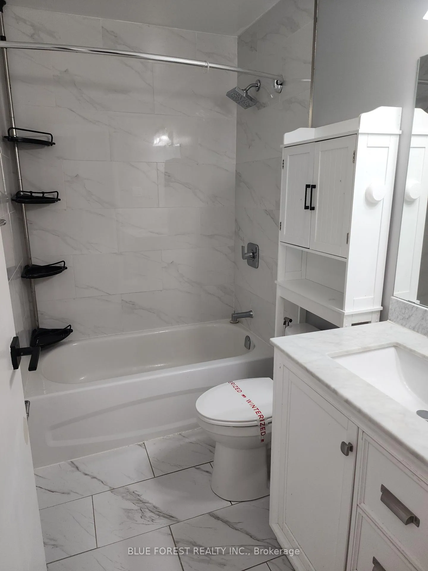 Photo 16 of Unit 210, 727 Deveron Crescent, London, South T — HOMEH