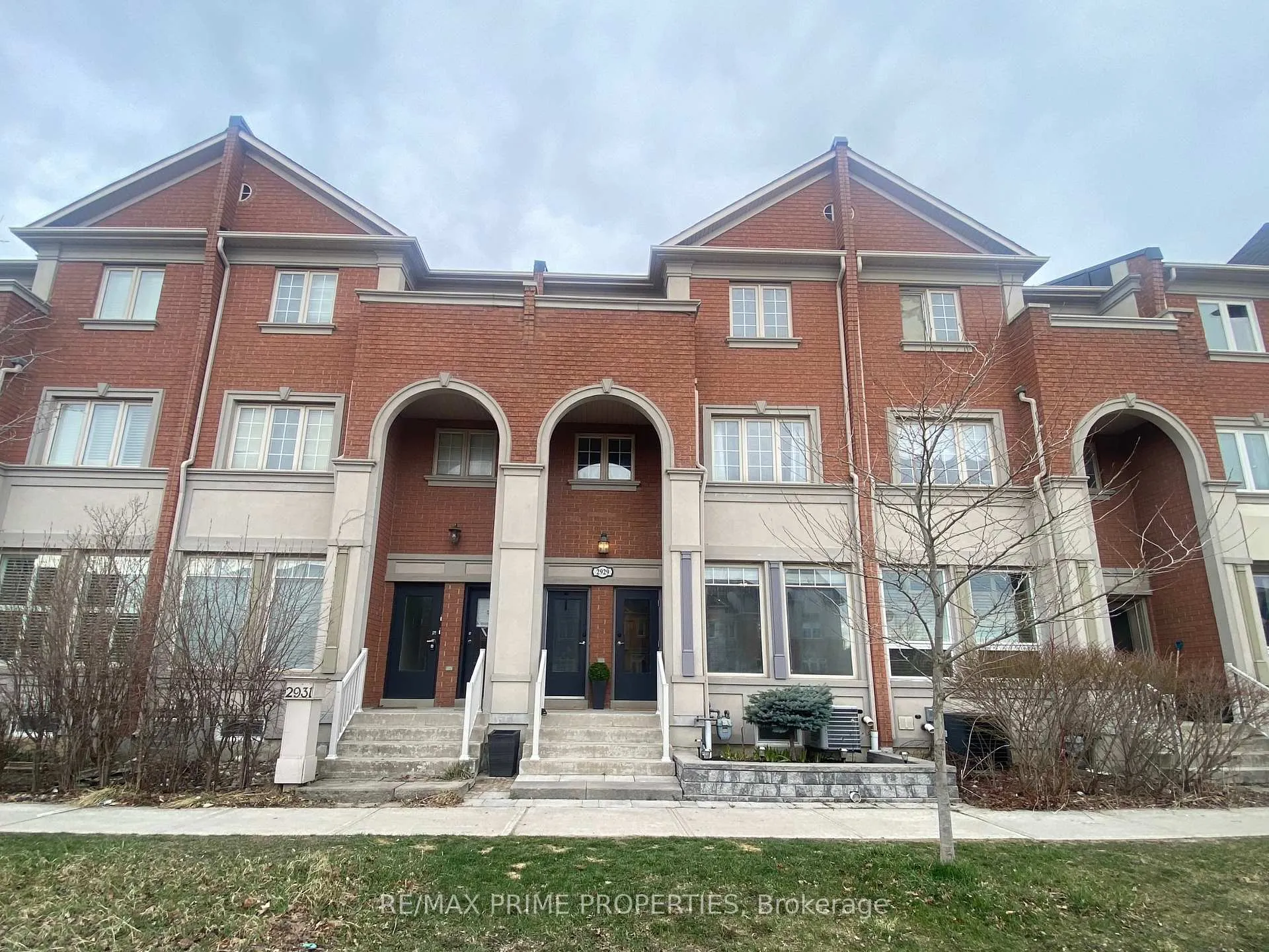 Photo 2 of Unit Main, 2929 Bur Oak Avenue, Markham, Cornell — HOMEH