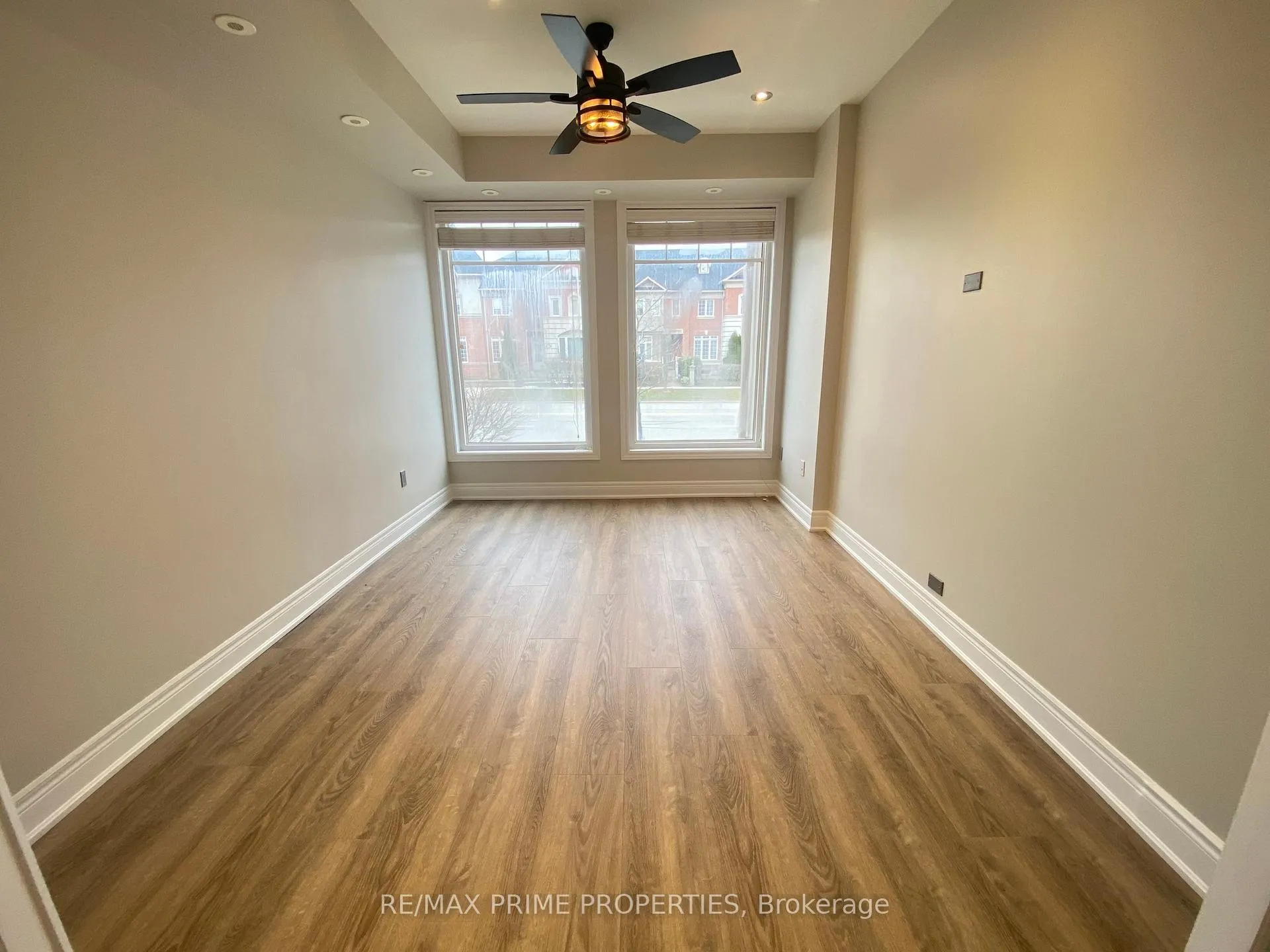 Photo 12 of Unit Main, 2929 Bur Oak Avenue, Markham, Cornell — HOMEH