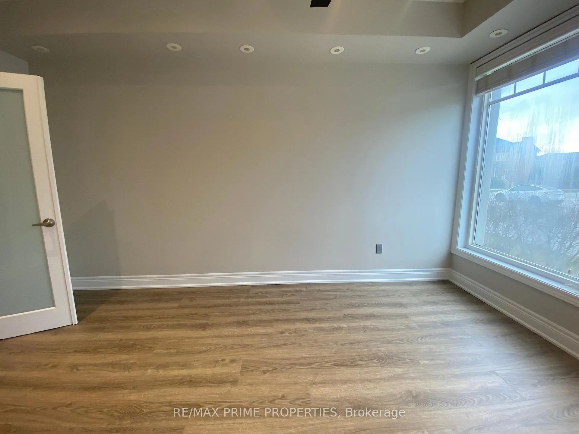 Photo 14 of Unit Main, 2929 Bur Oak Avenue, Markham, Cornell — HOMEH